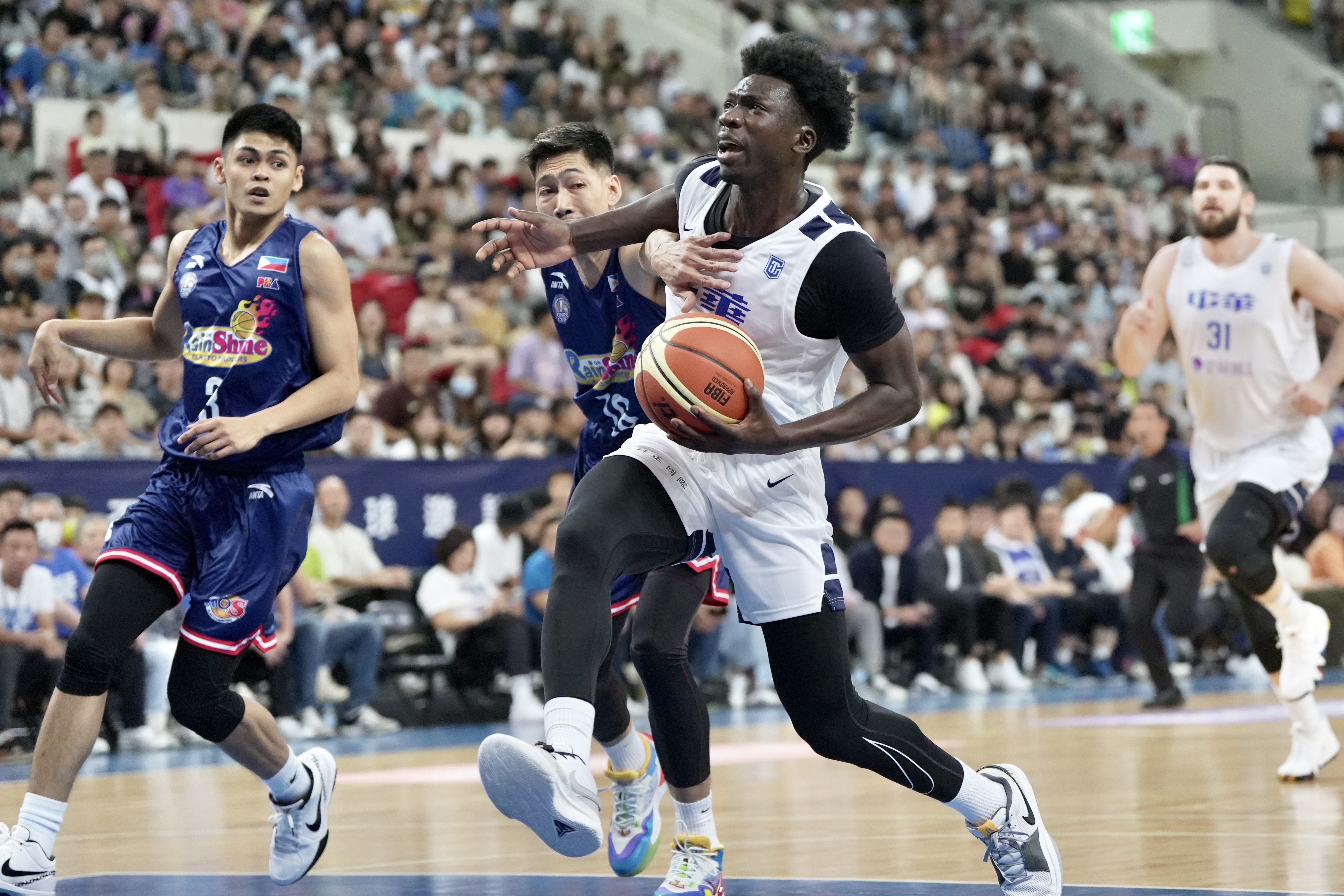 阿提諾、阿巴西聯手出擊　中華藍首戰剋菲