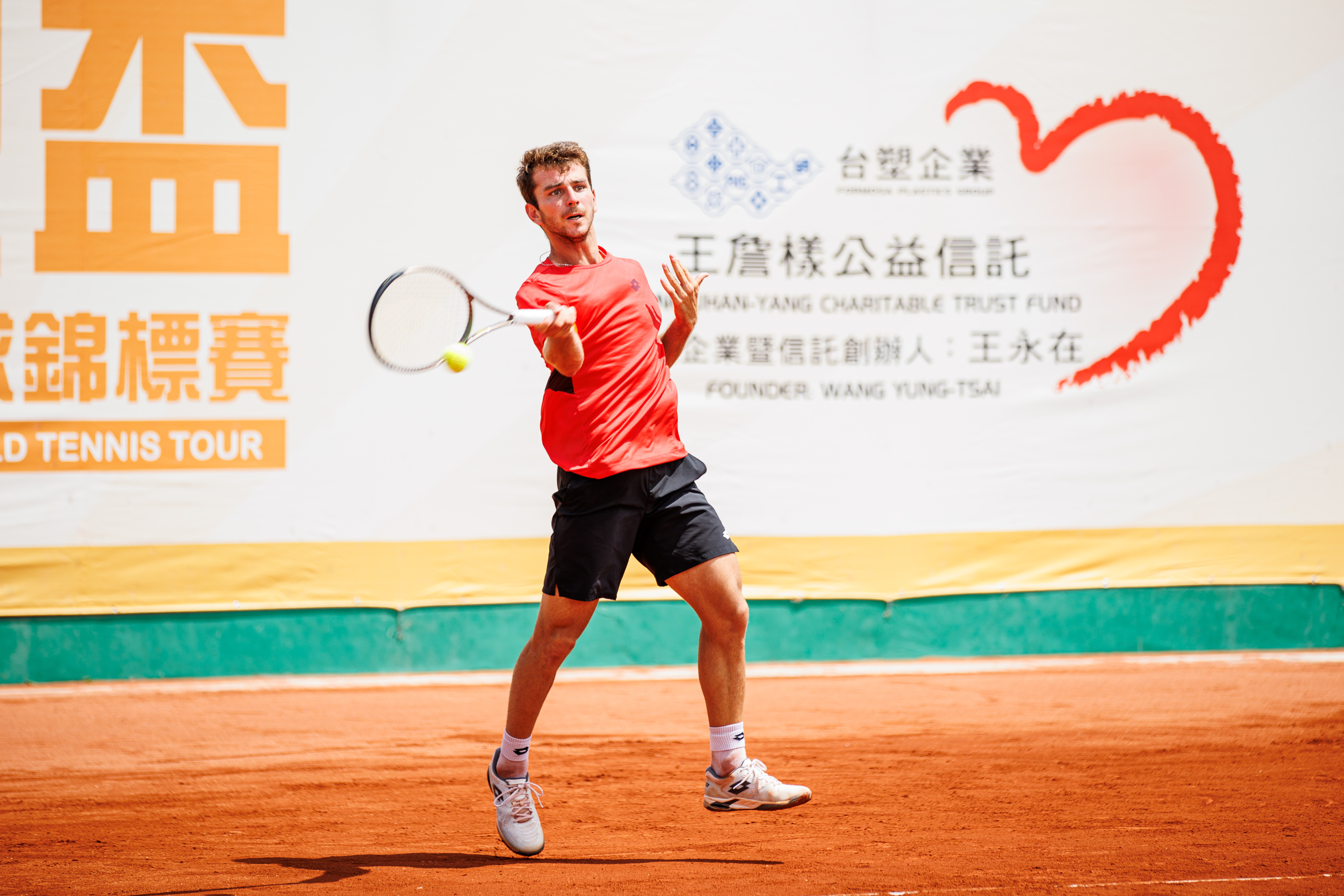 Kirkin奪台塑盃單打冠軍　8位台將會外賽過頭關