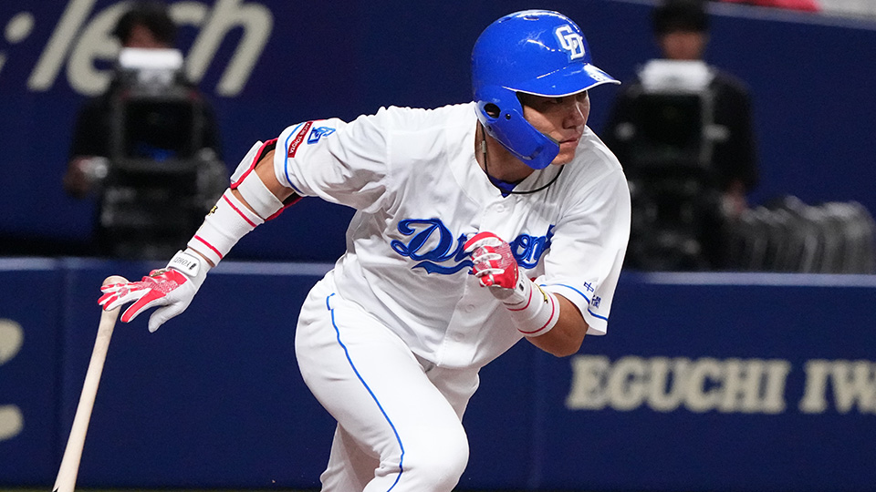 曾來台挺陳偉殷棒球營　中日龍大島洋平達成2000安史上第55人