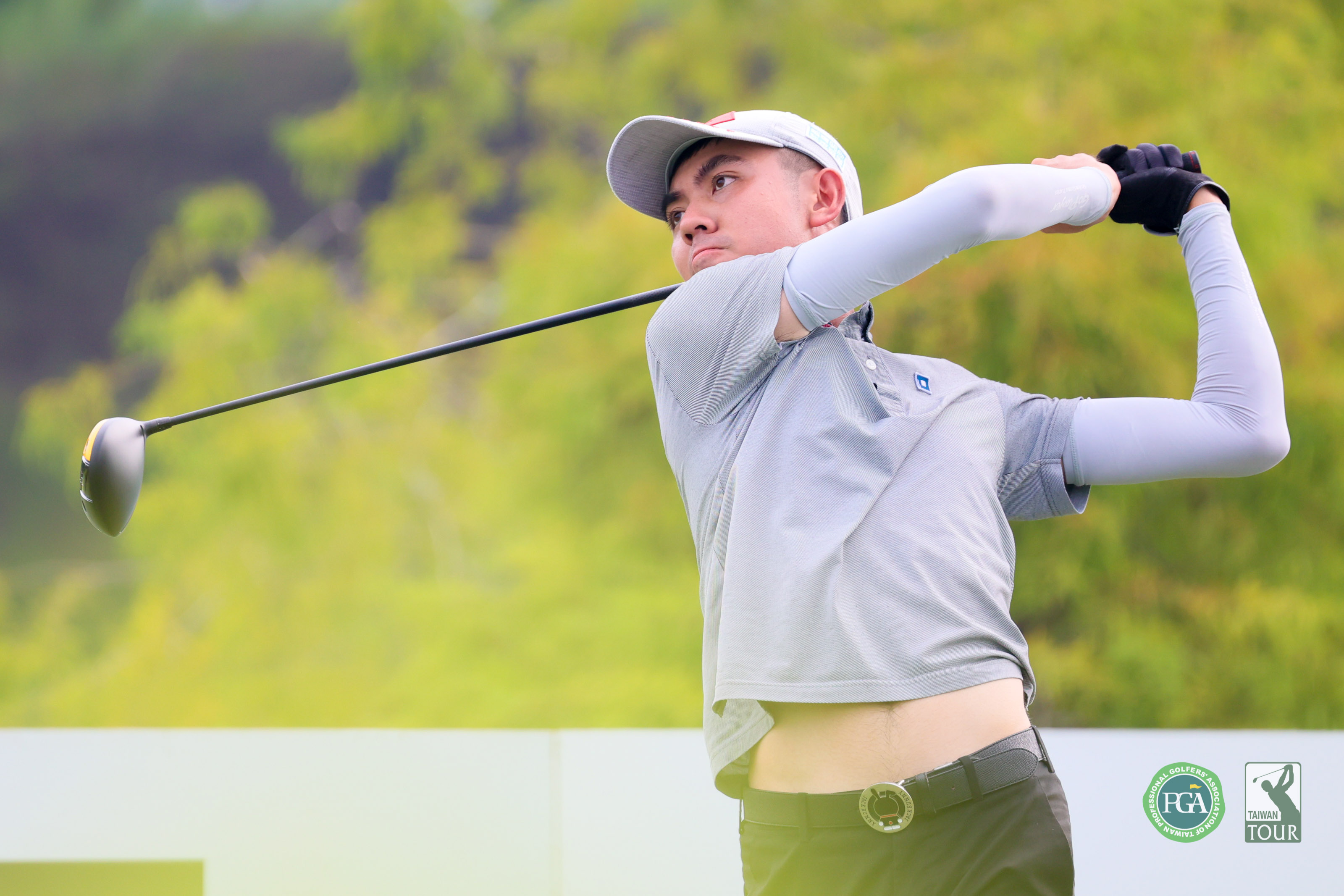 廖煥鈞推桿好手感　第2回合66桿躍升領先