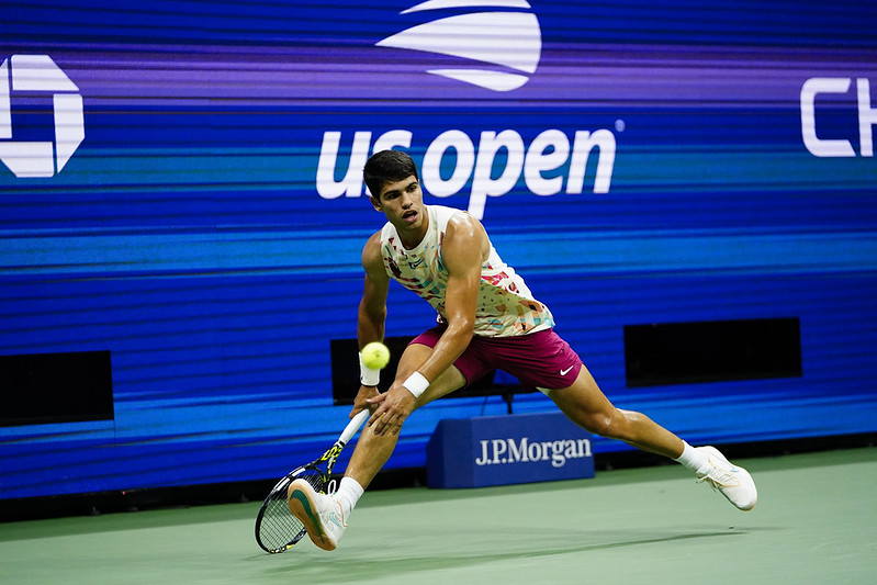 Alcaraz直落三過關　21歲前3入美網8強追平Agassi