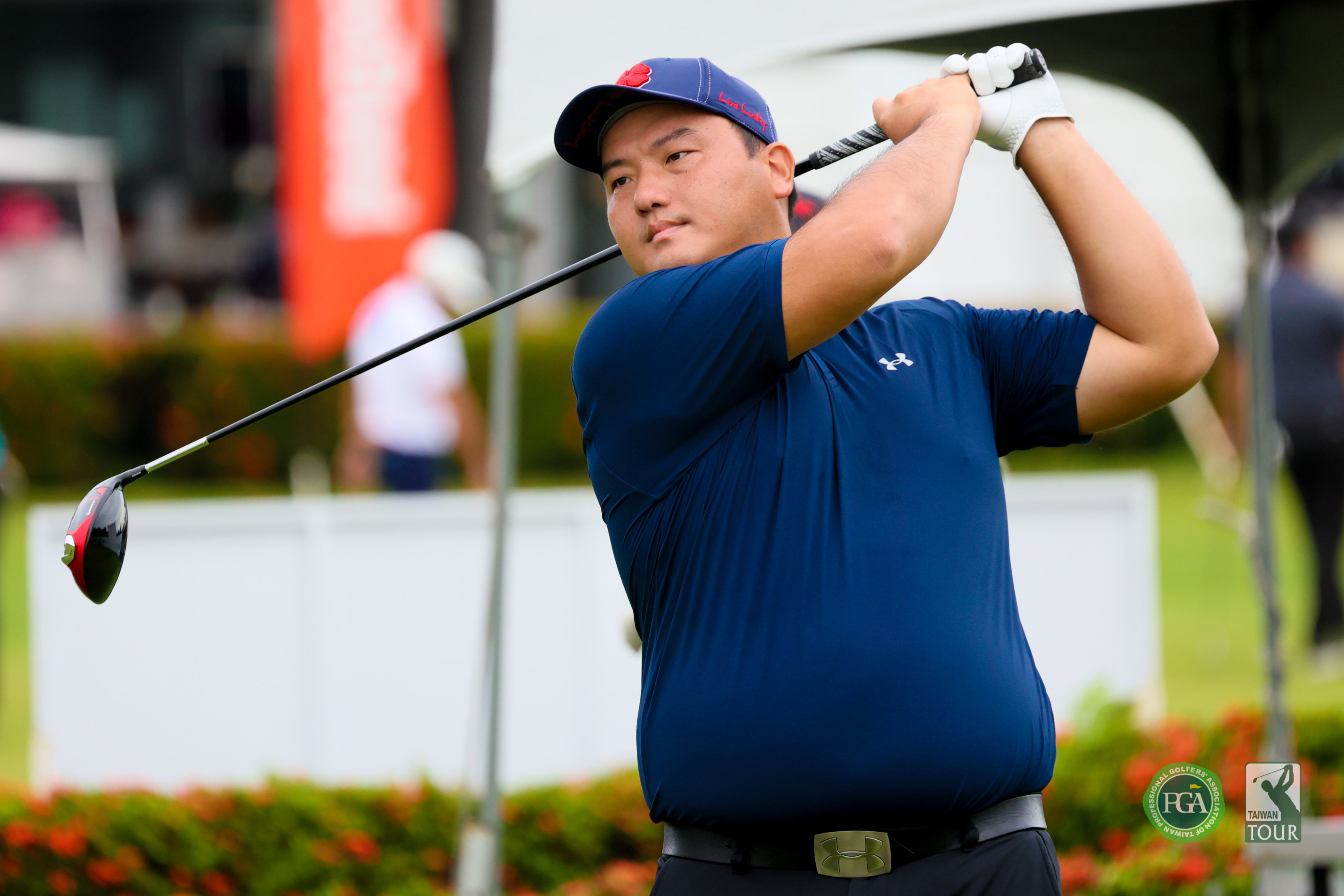 王鉦棋切推桿佳　明安挑戰賽暫領先