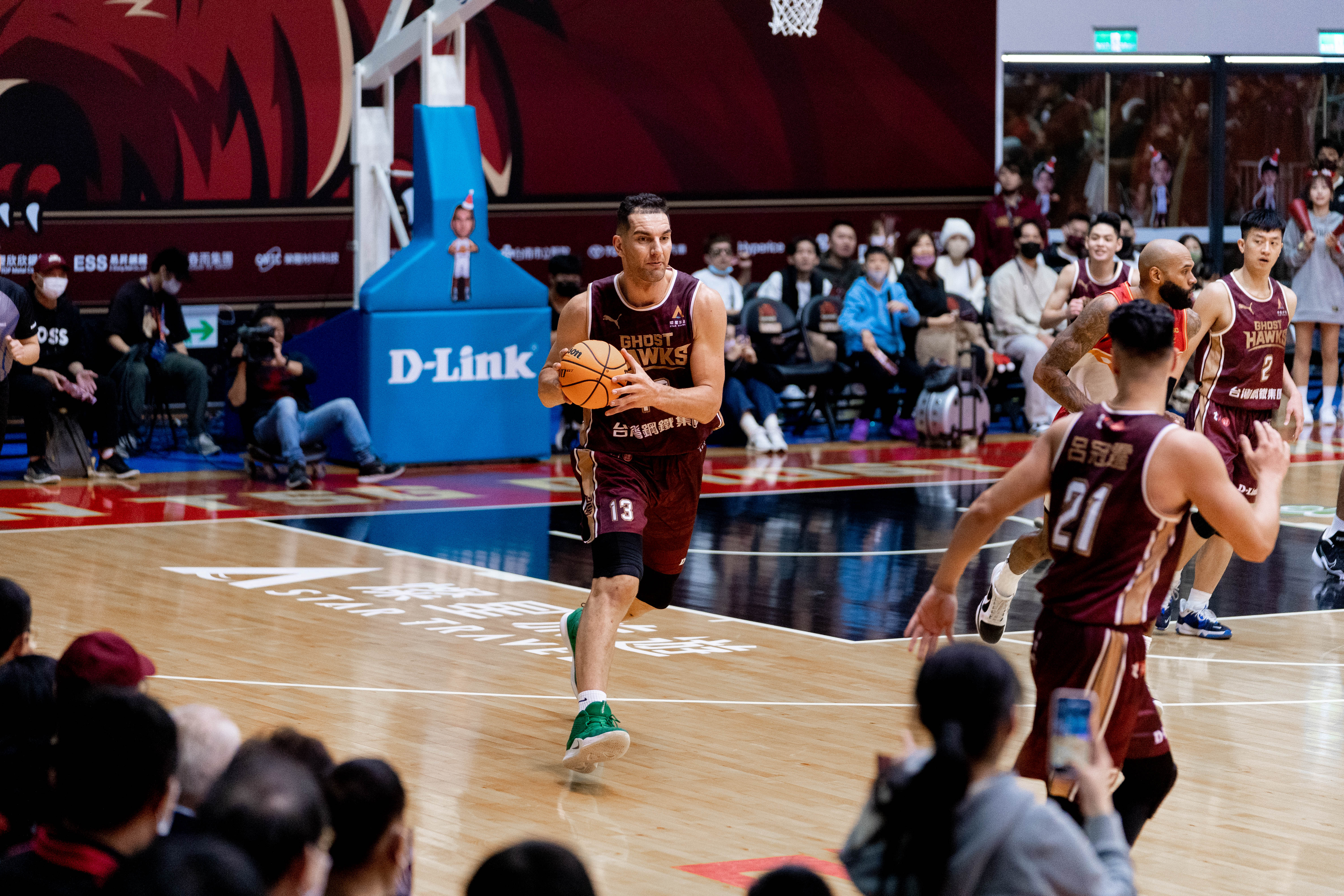 拉拉山連線正式回歸！　獵鷹與德古拉續約