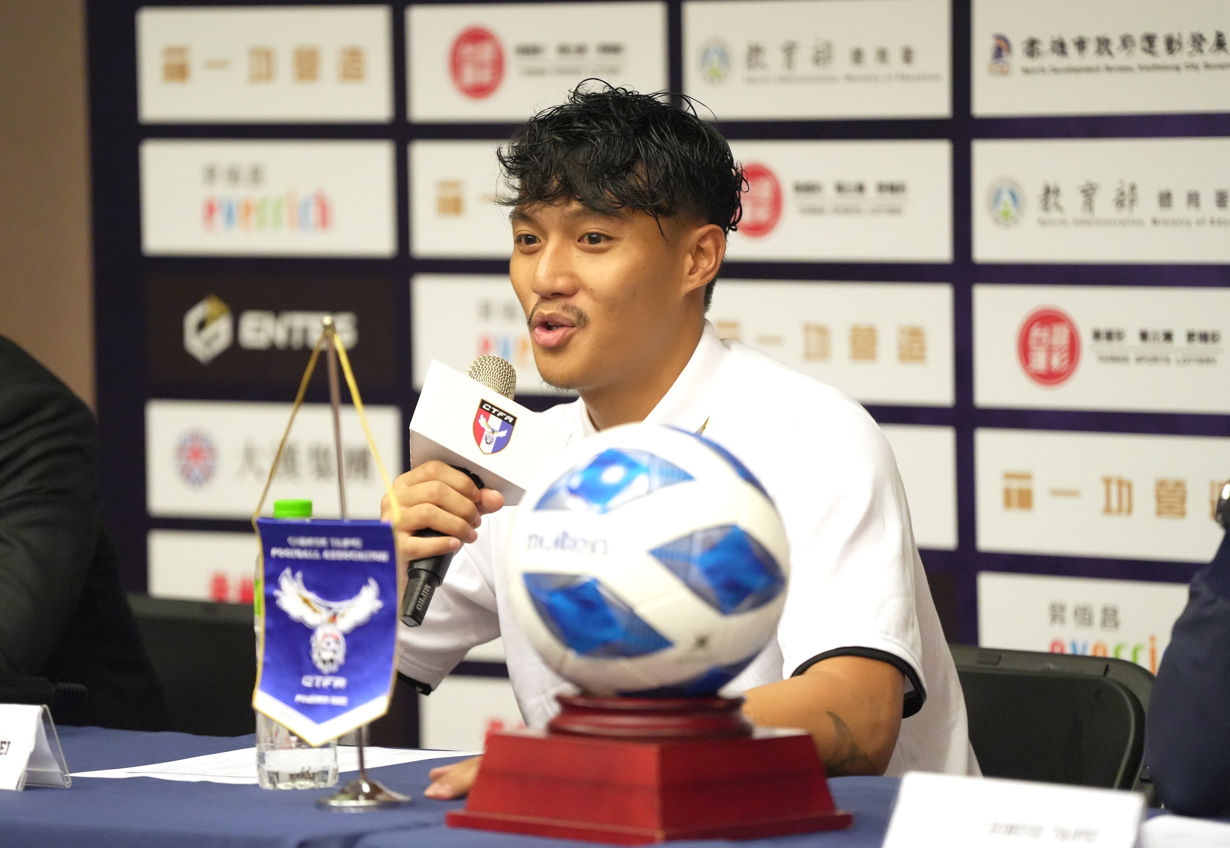 男足邀請賽　白劭宇永不放棄　補時踢平菲律賓