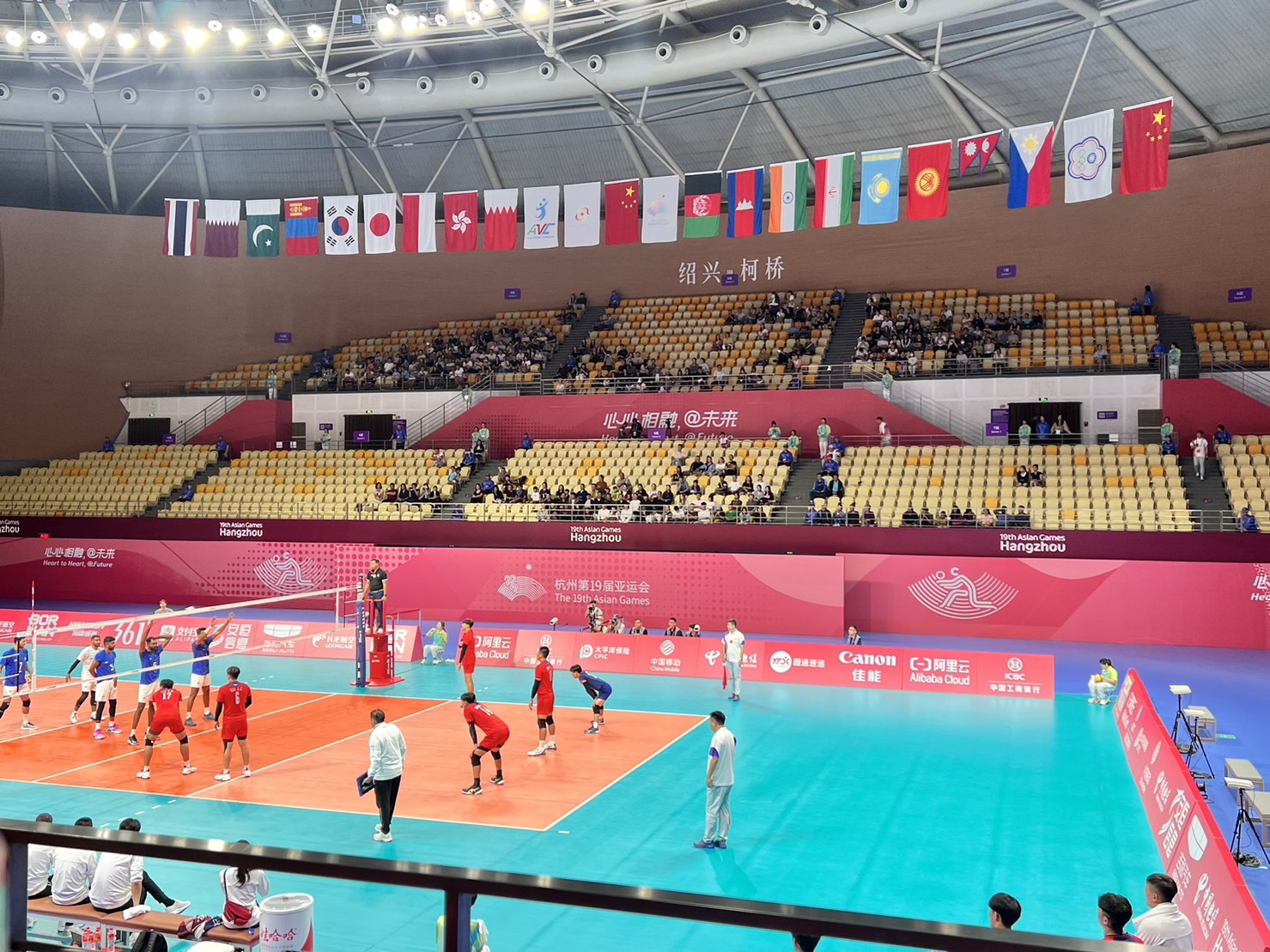 杭州亞運》男排12強戰印度　超過200球迷到場支持中華隊