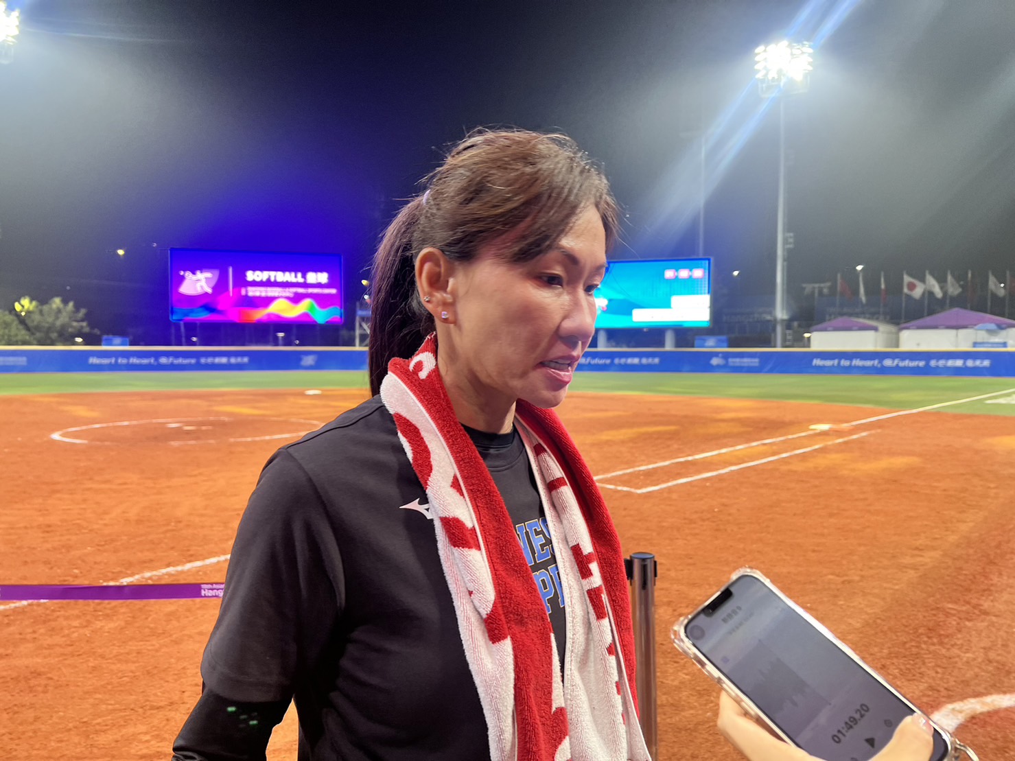 杭州亞運》女壘用盡全力1分差落敗　教頭說關鍵是8上打帶跑戰術