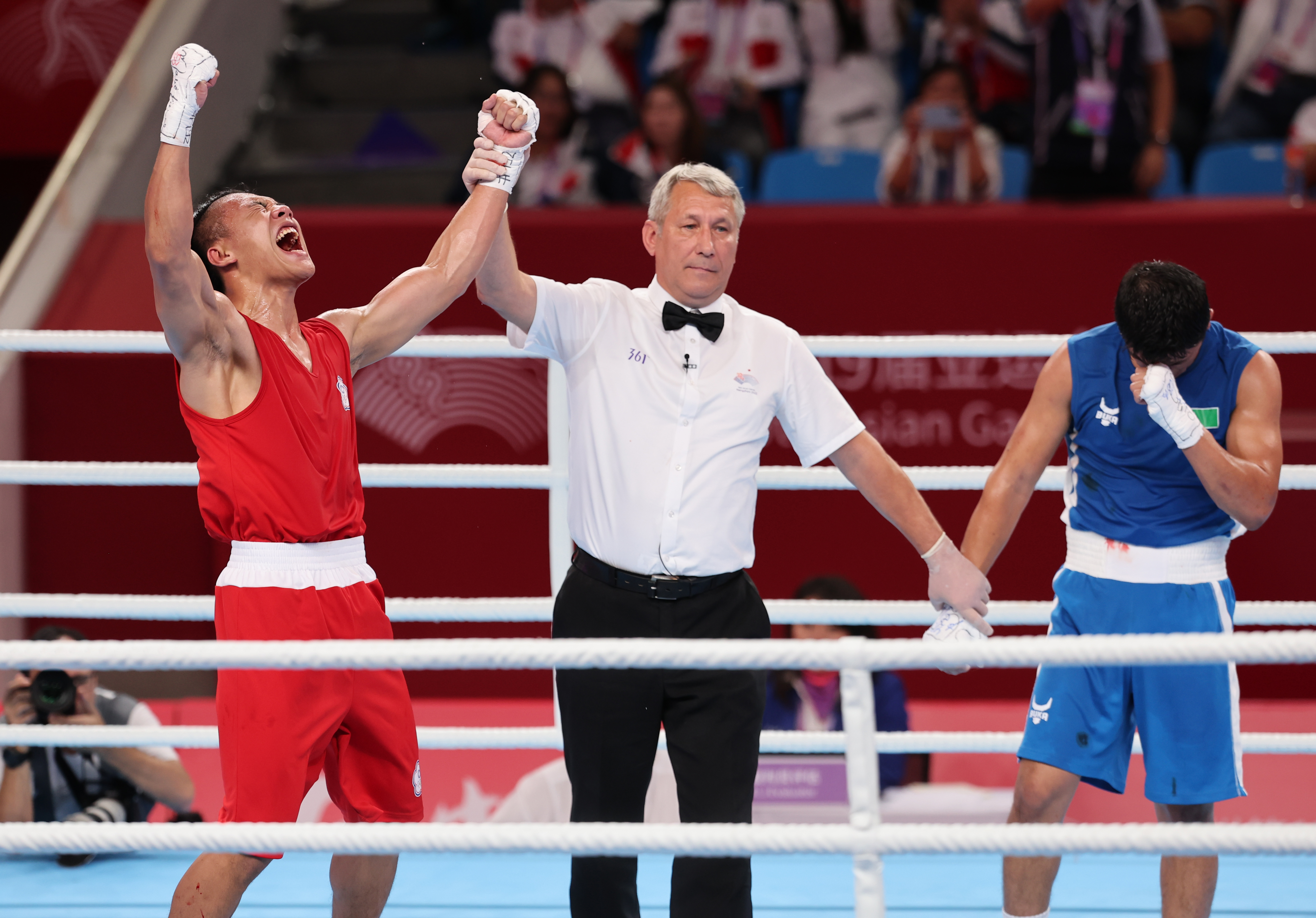 杭州亞運》拳擊甘家葳闖金牌戰、奪奧運門票落淚　告慰母親自己真的做到了