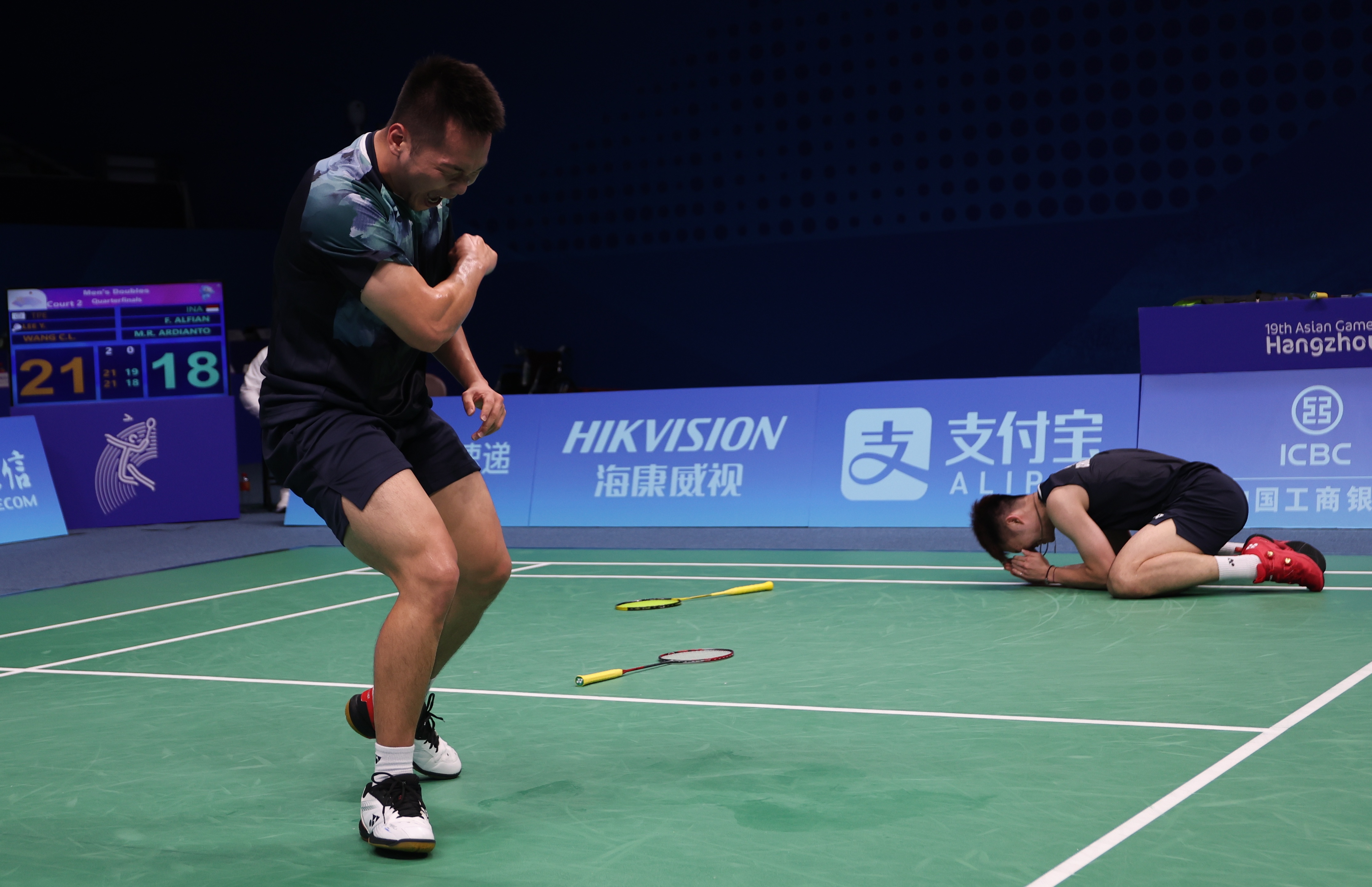 杭州亞運》力退世界第一印尼強敵　李洋、王齊麟闖男雙4強