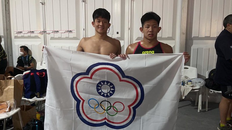 杭州亞運》尾程被超車　卓承齊男子公開水域第5完賽