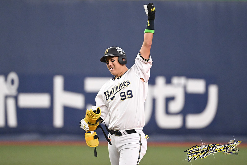 「重磅」美技　杉本裕太郎攻守全方位助歐力士聽牌