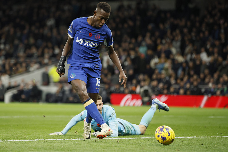 倫敦德比爆冷　切爾西客場4比1逆轉擊潰9人熱刺