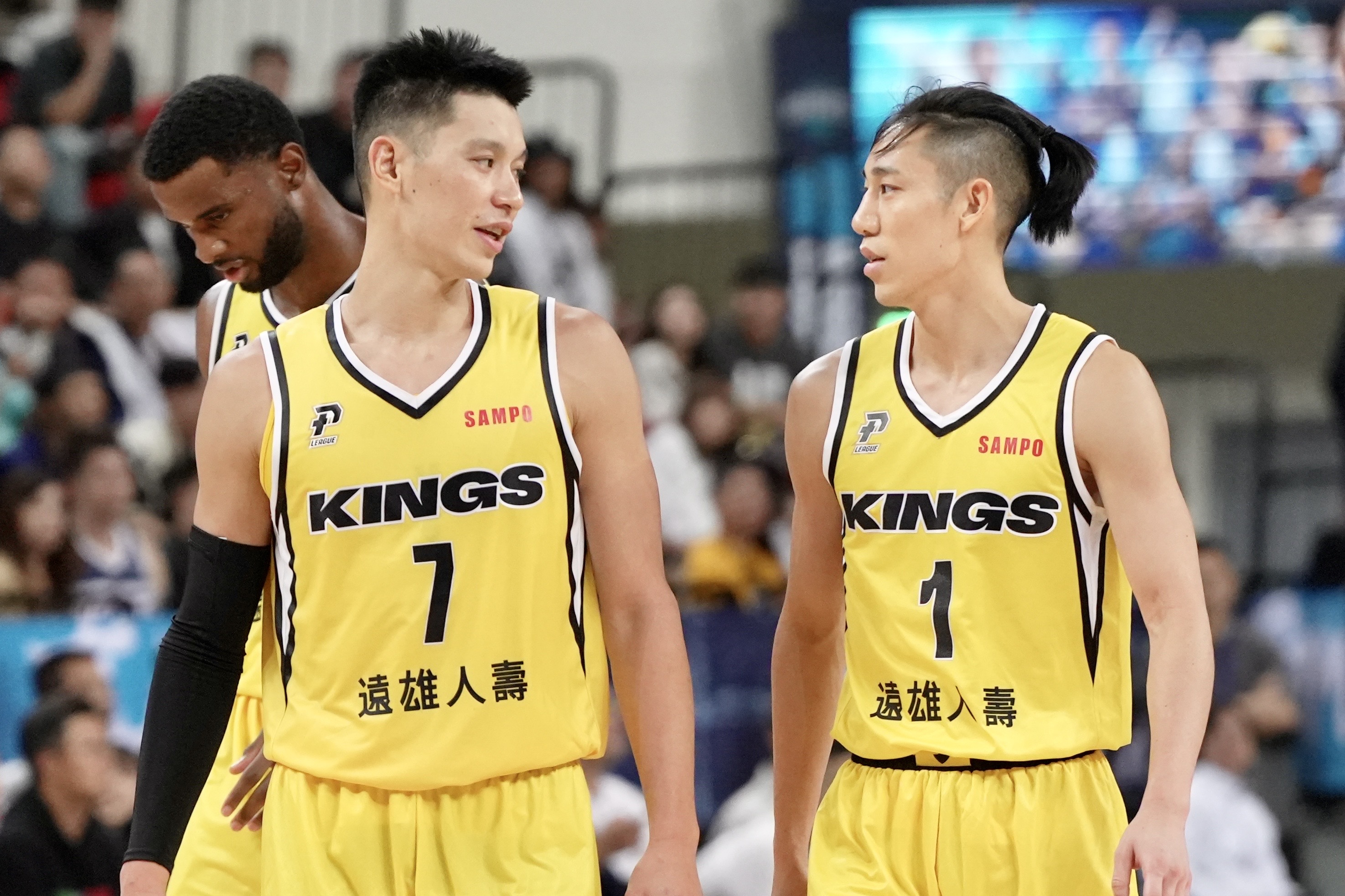 林書豪新賽季首戰攻21分　國王開幕賽踢館勇士奪首勝