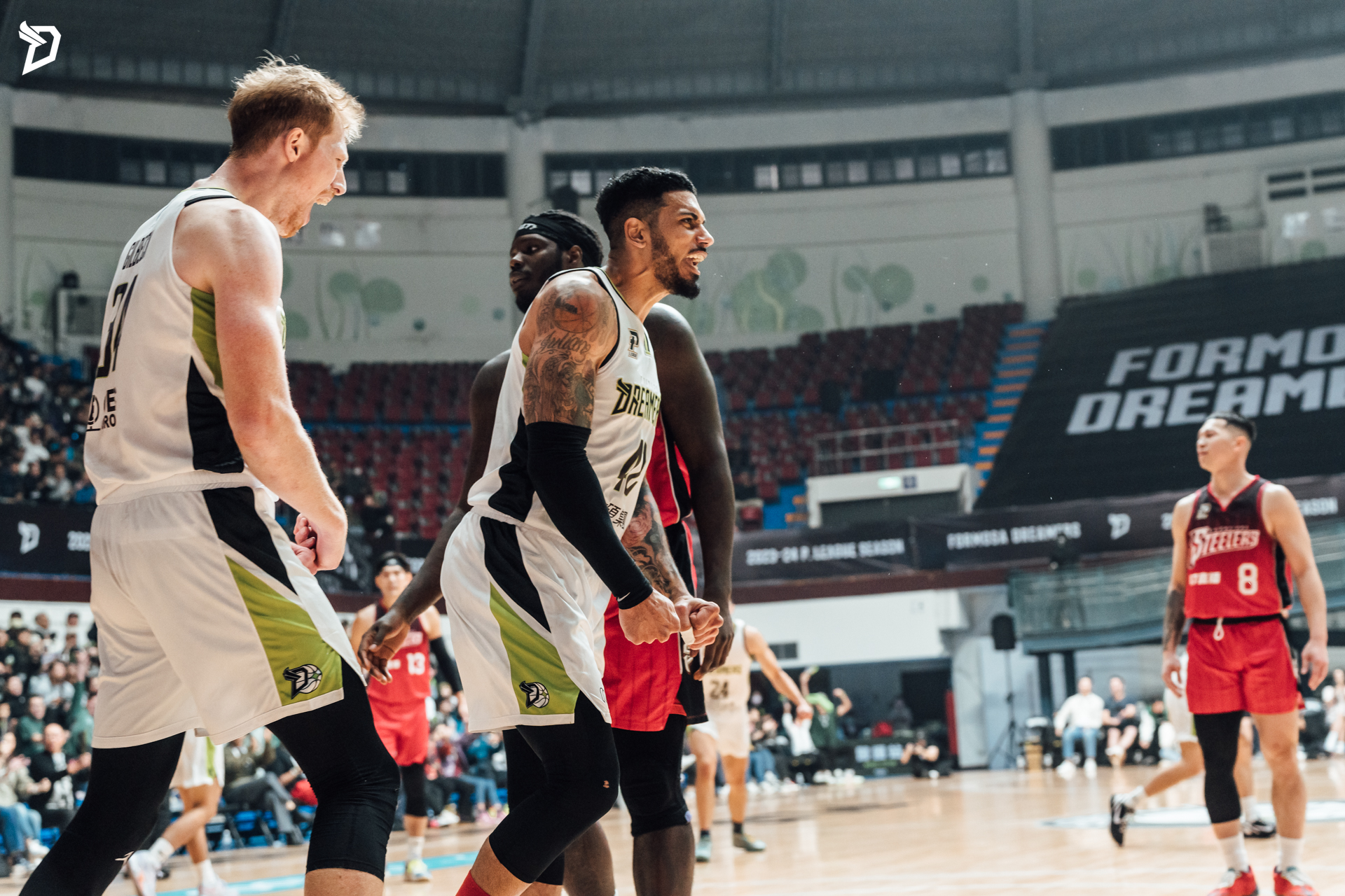 夢想家回彰化主場　 逾3100人應援、檢察官到場