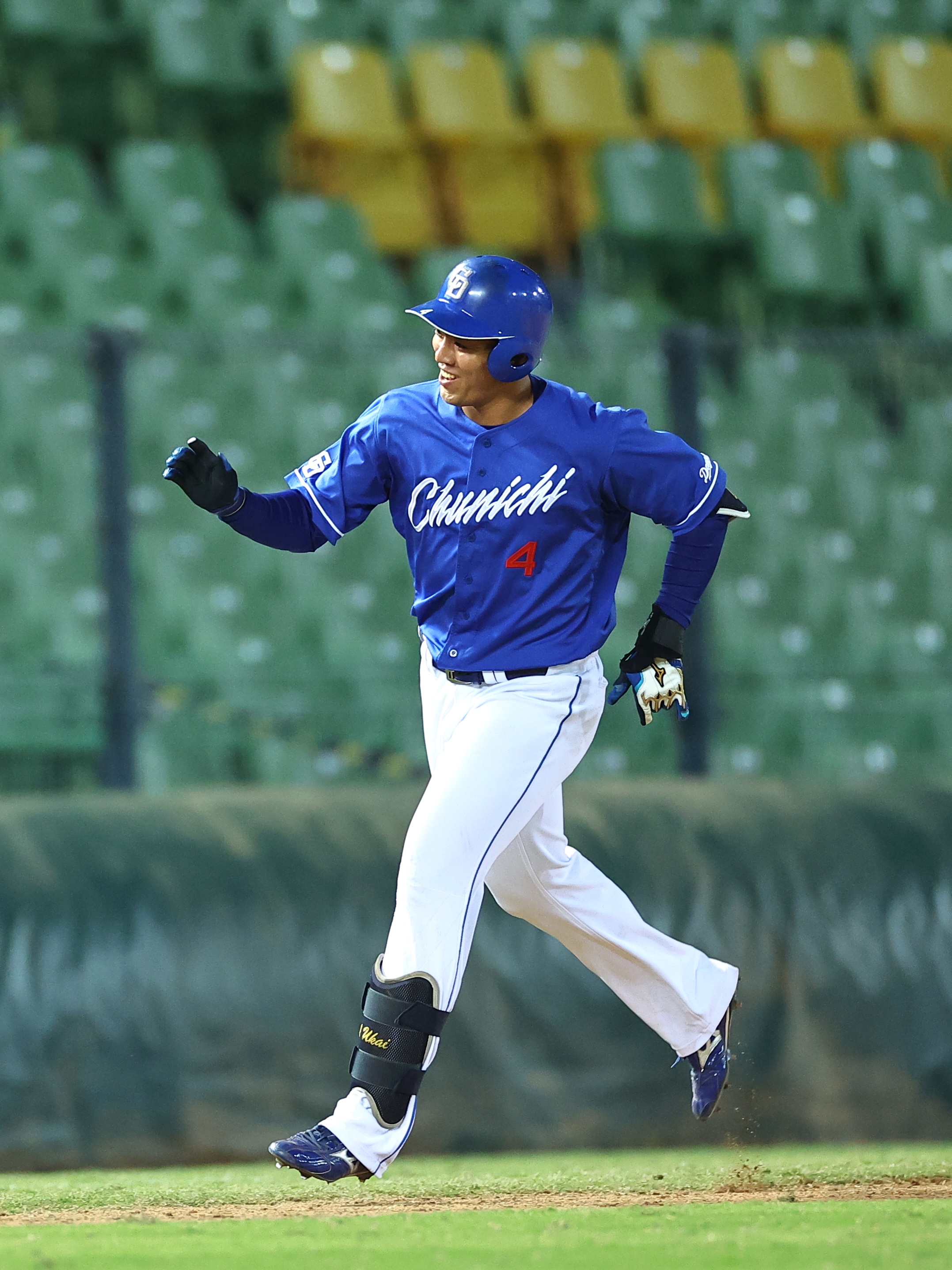 冬盟》日職一軍等級Power　中日鵜飼航丞炸裂2023冬盟首轟