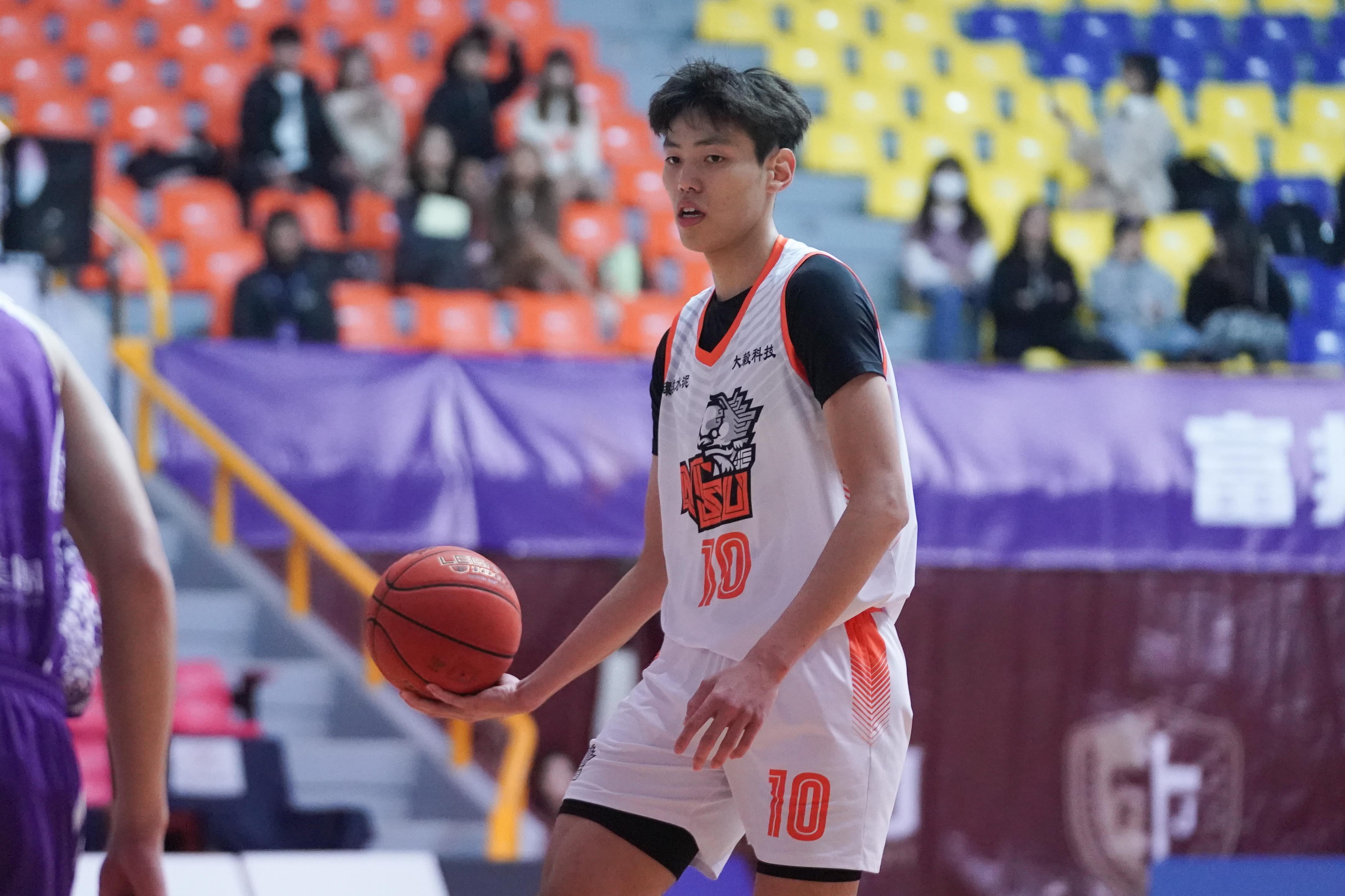 國體狂勝45分　文化7連敗恐面臨保級危機