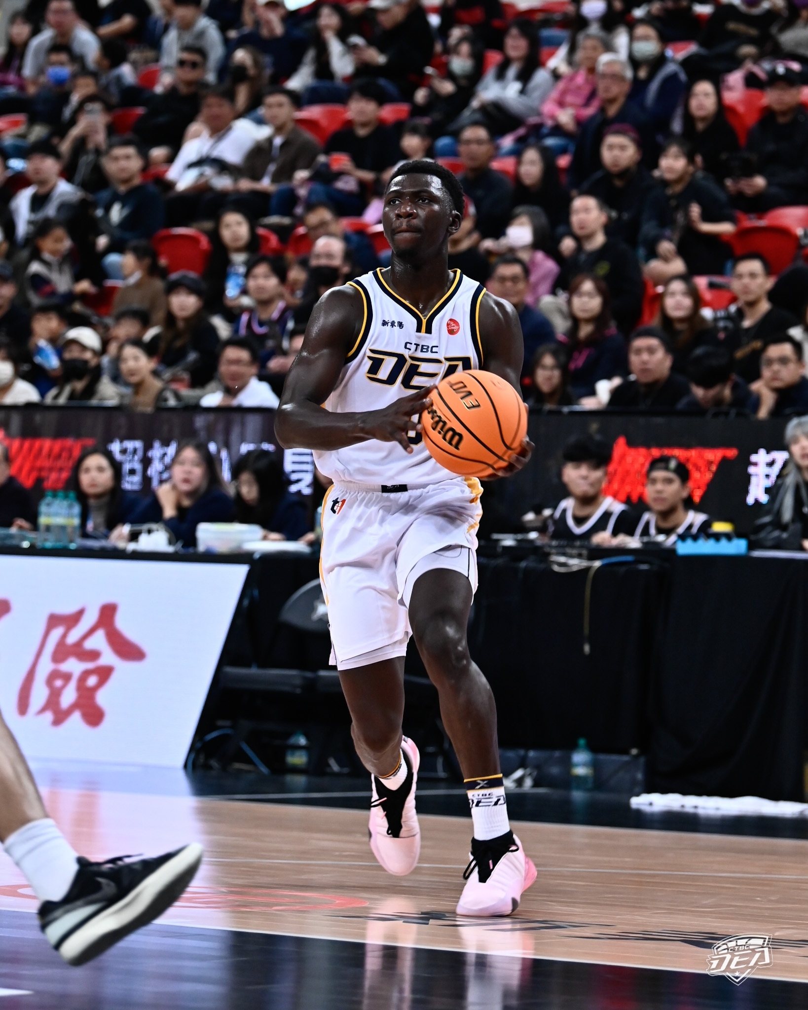 阿巴西上半場16分　特攻領先海神23分