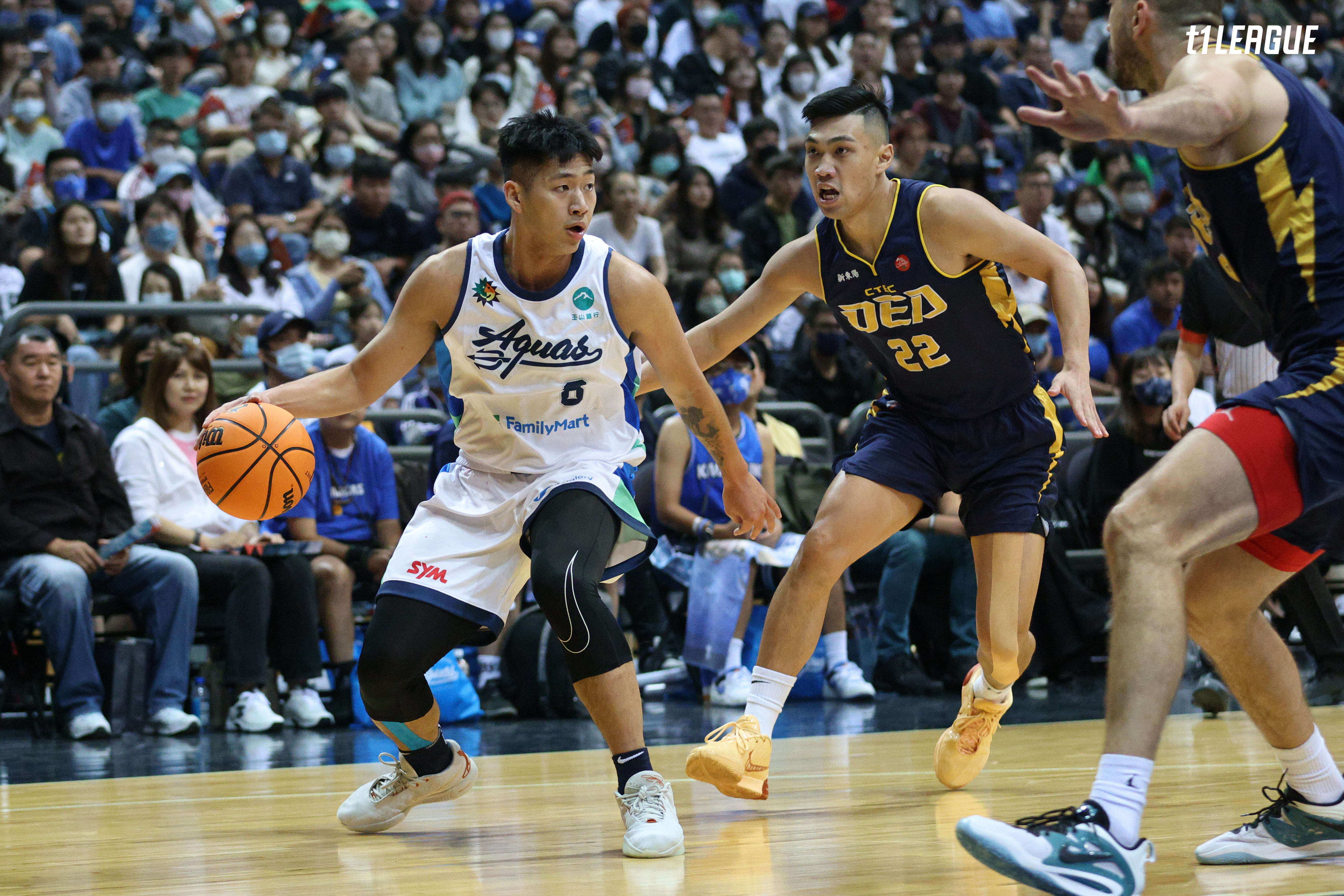 邱子軒絕殺三分球　海神逆轉特攻拿首勝