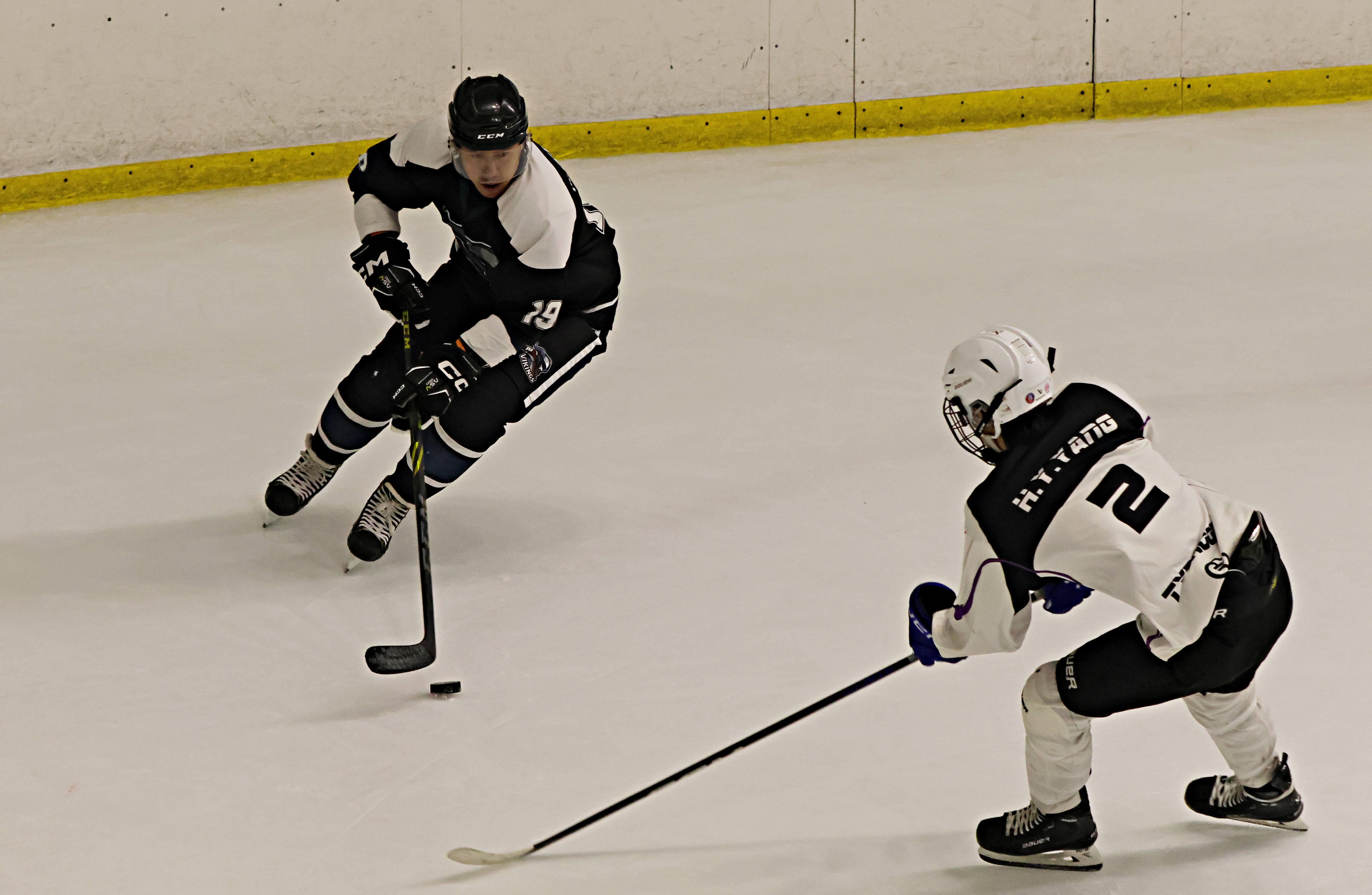 冰球中正盃持續熱戰　中華隊總教練翁鐸到場考察球員