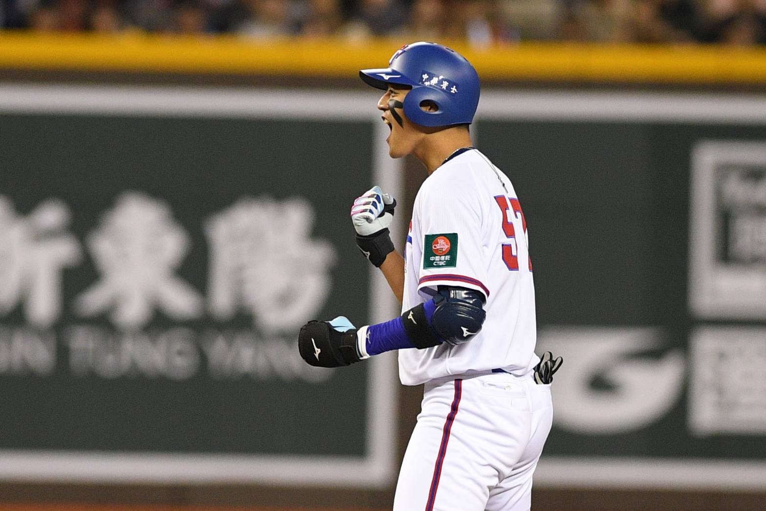 亞錦賽》1萬7千人巨蛋吶喊讓腎上腺素狂飆　拿莫伊漾：不想辜負大家期待