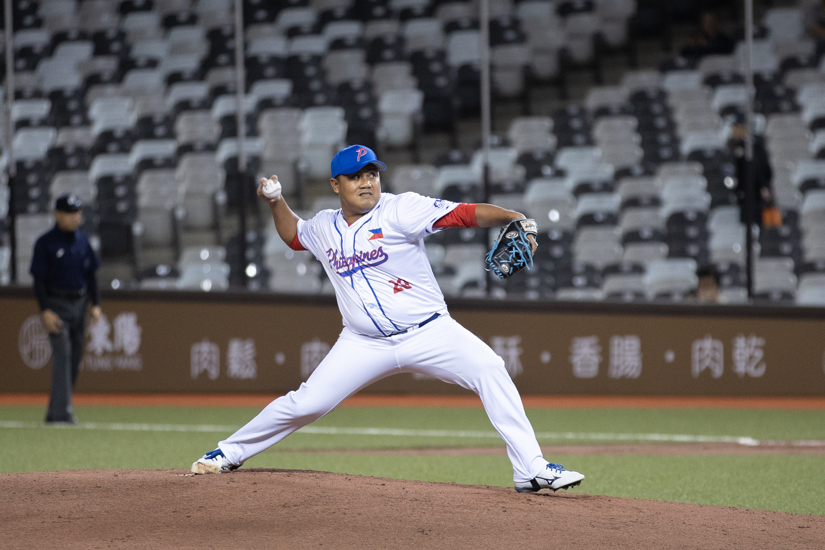 亞錦賽》菲律賓35歲空軍完投勝晉級　設定超級循環賽要對中華隊