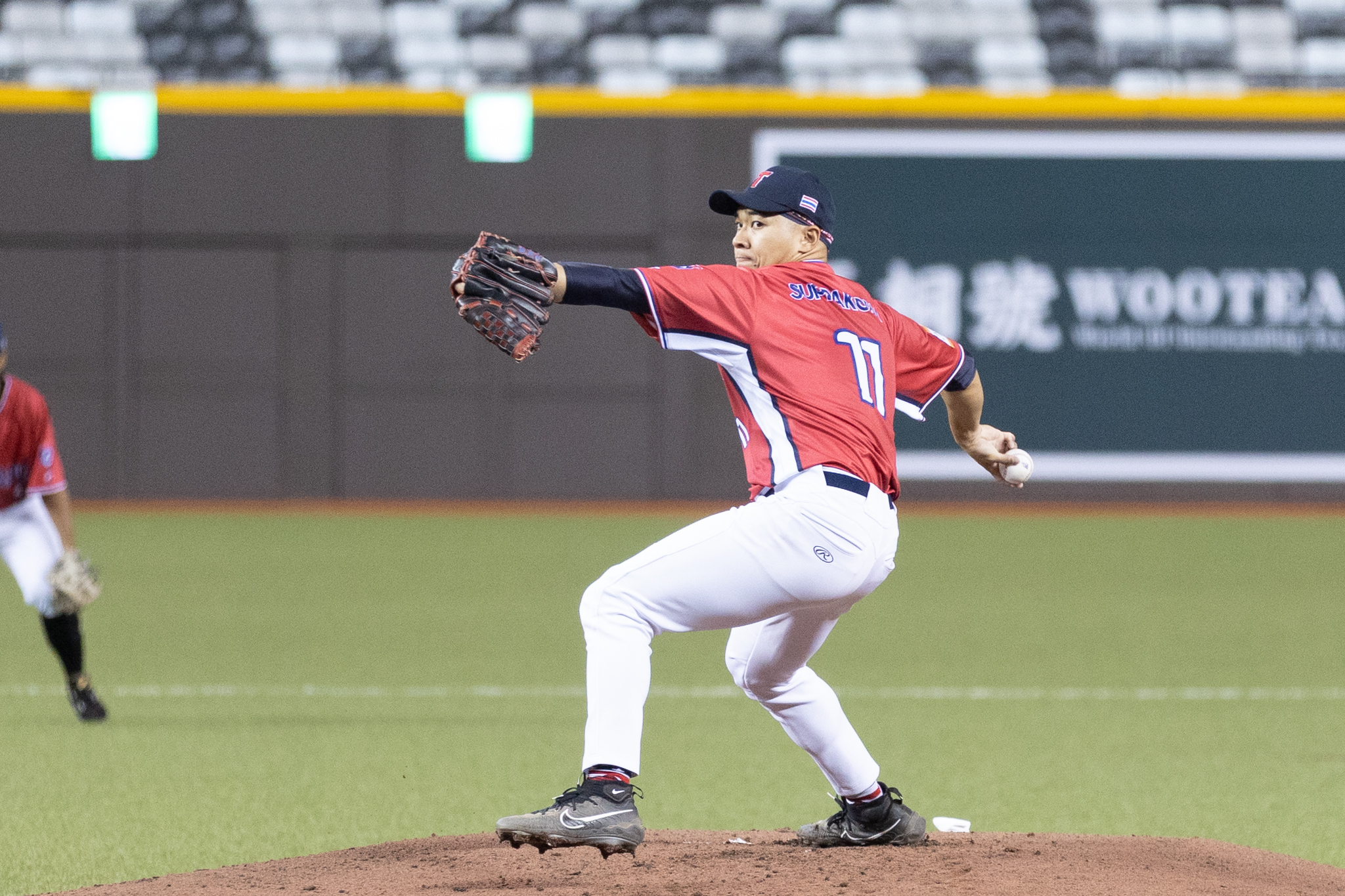 亞錦賽》台泰混血林國樑大巨蛋登板台灣觀眾歡呼　日本監督讚他球質不錯