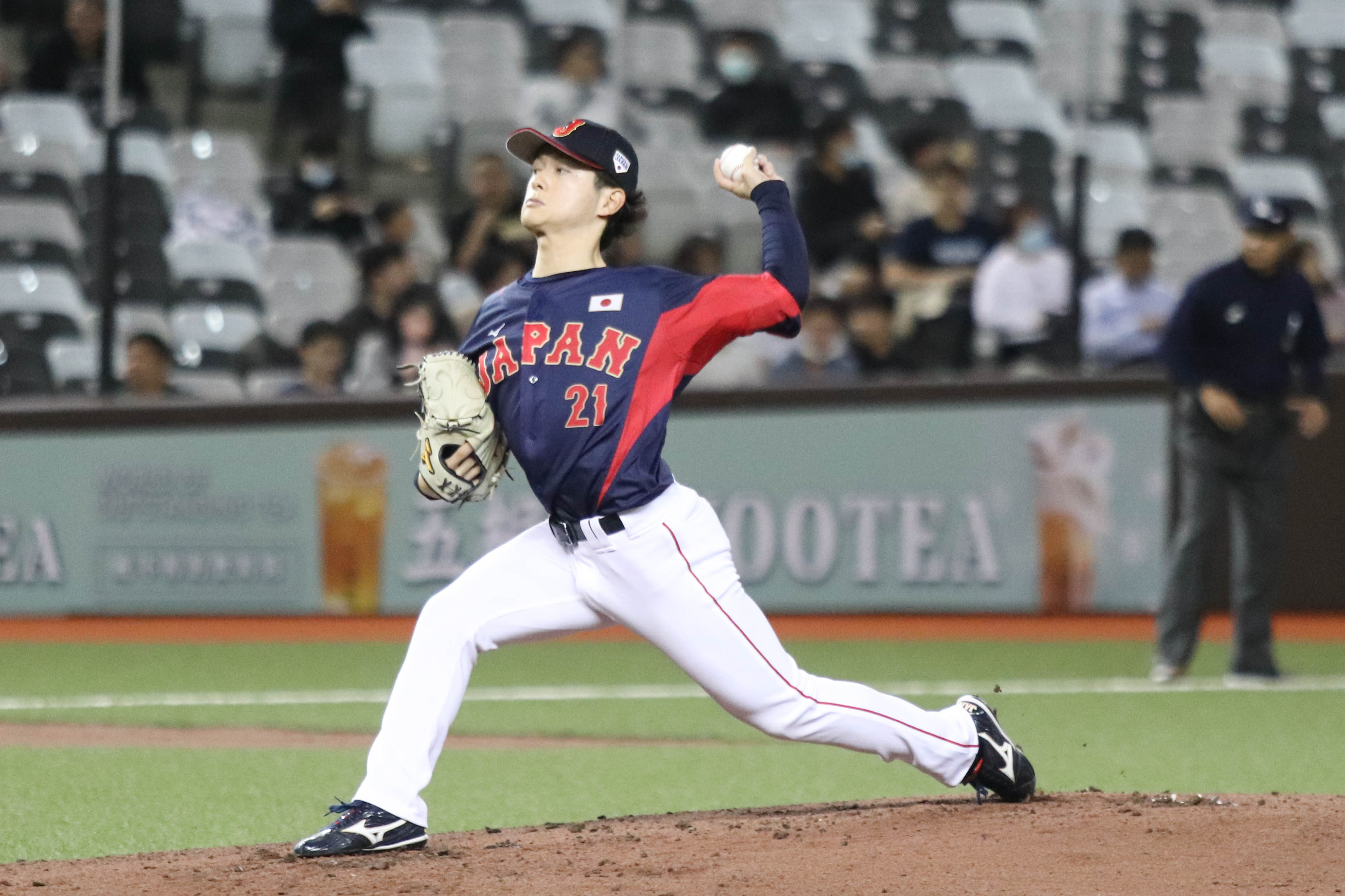 亞錦賽》日本隊「美白王子」生涯首次國際賽就來大巨蛋　讚休息室很高級