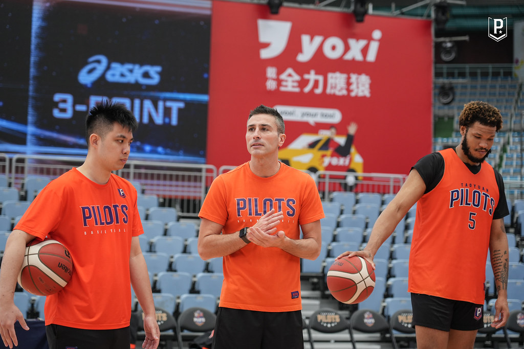 領航猿全新主場配置亮相　卡總認雙洋將有優勢