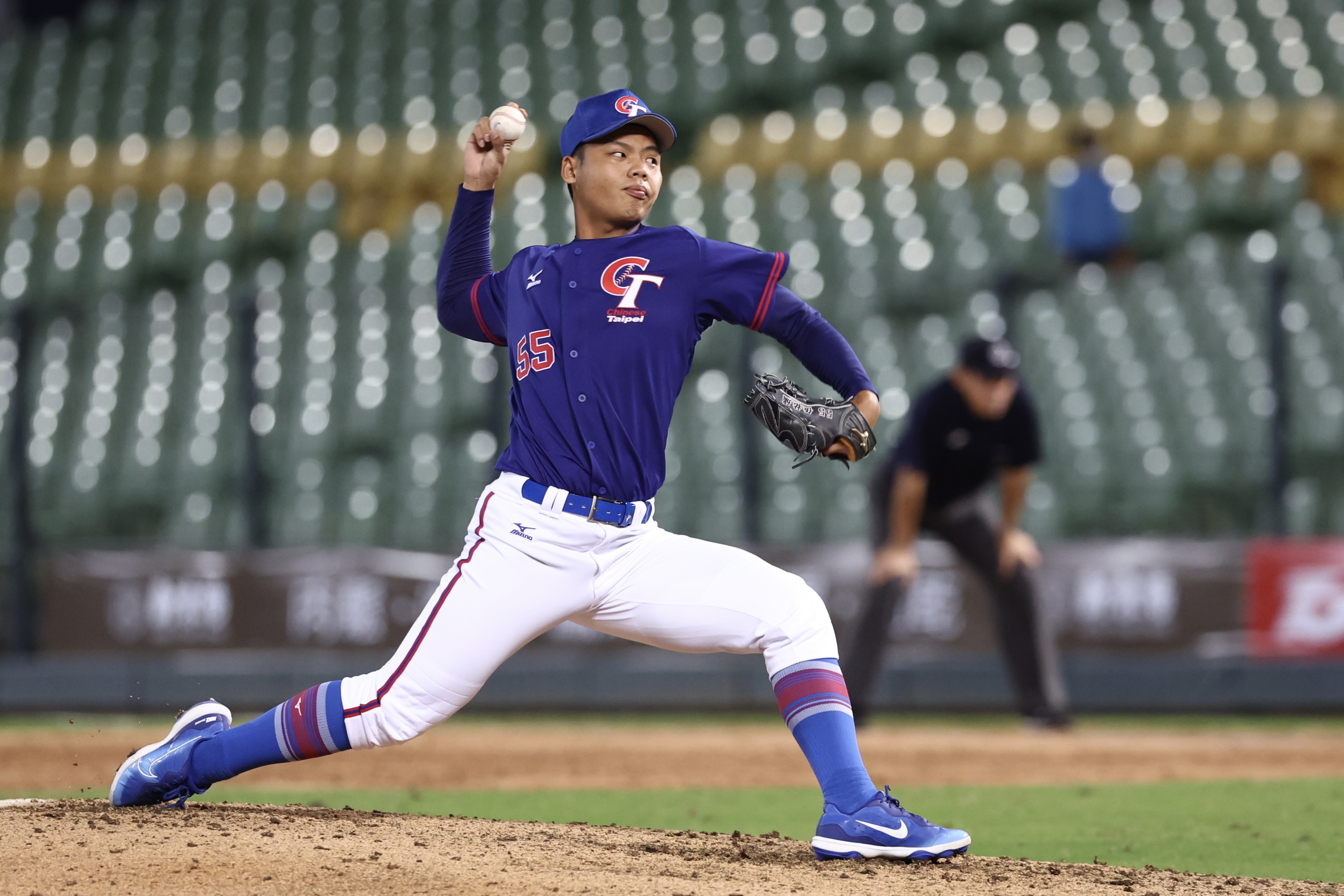 亞錦賽》菲律賓強投意外壓制　前5局台菲平手