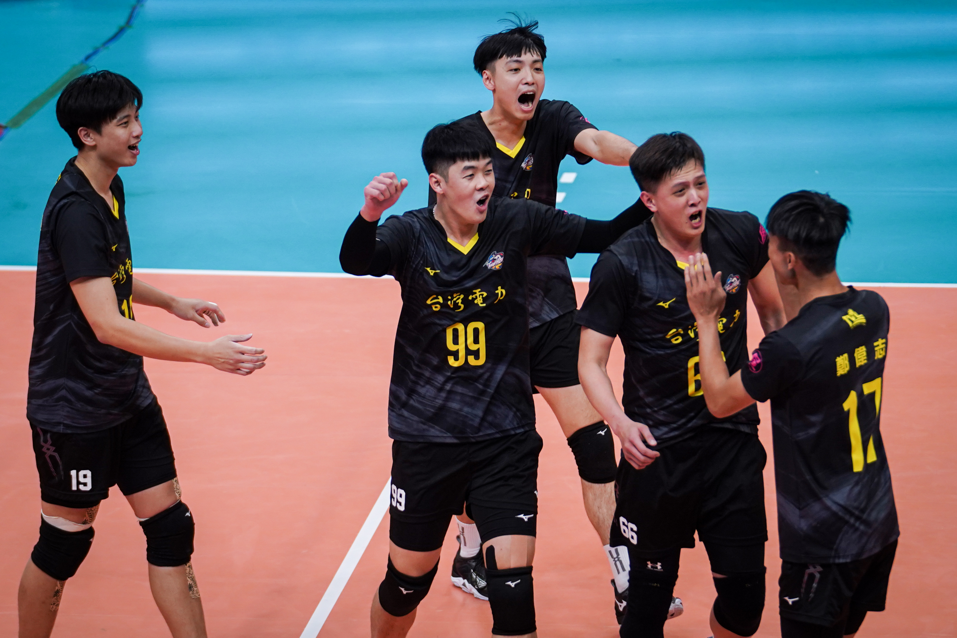 主場威能　黃正良24分助屏東台電斷連莊開季5連勝