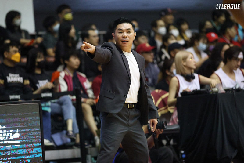 獵鷹減少雙塔同時上場時間　劉孟竹：打得更團隊