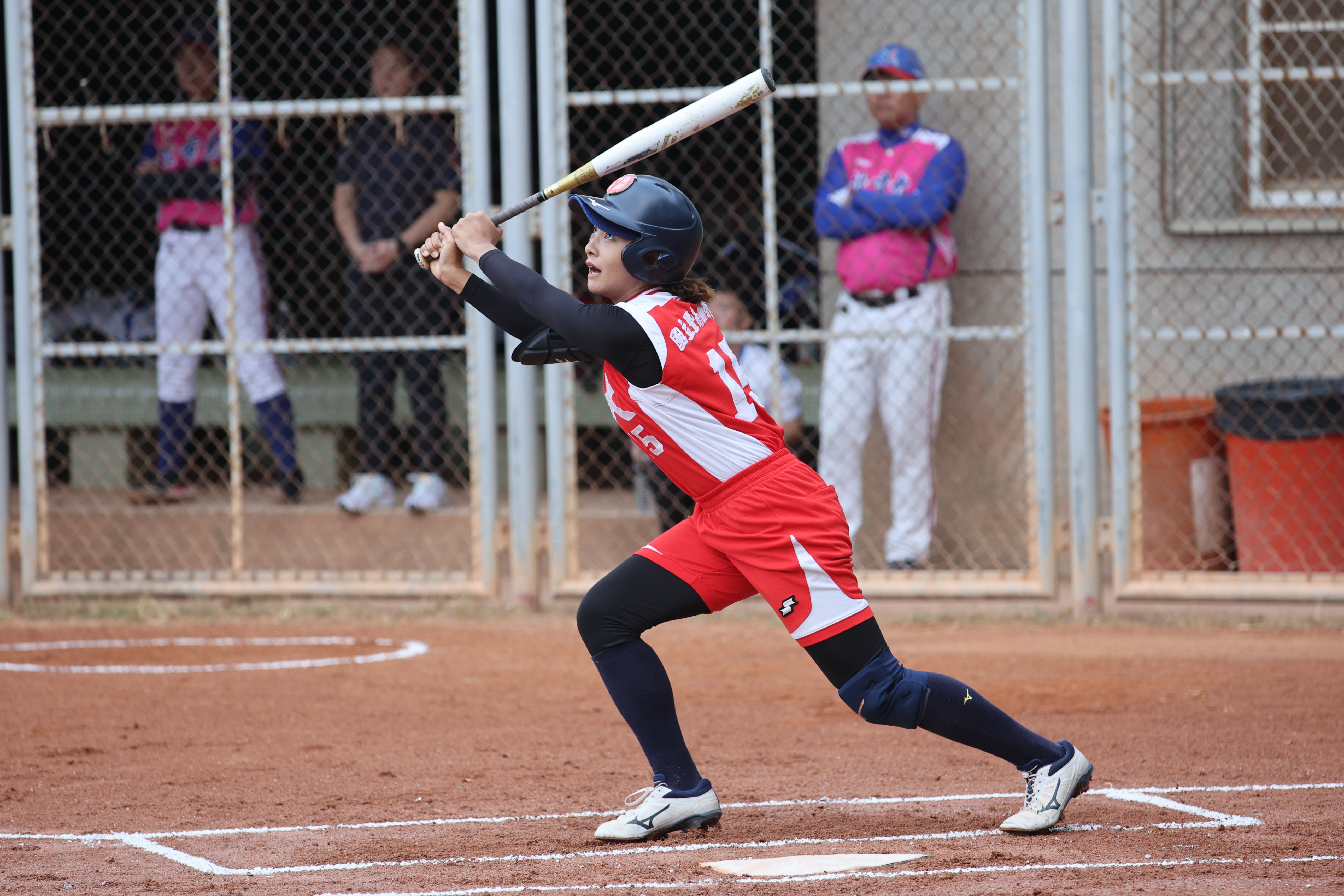 暨南單場4轟送北市大首敗　吳羽昕雙響砲自己也意外