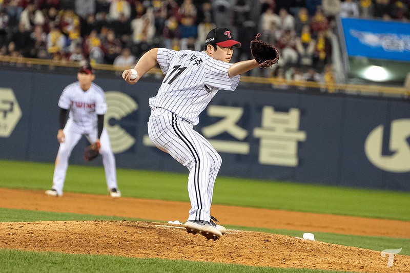 大聯盟身分照會韓職亞運金牌左投　LG用5238萬合約簽約咸德柱