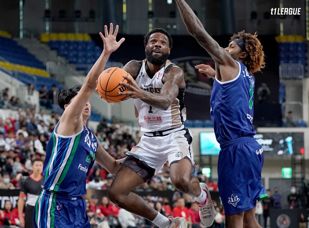 戰神麥卡利砍破30無用　海神險勝賞台新5連敗