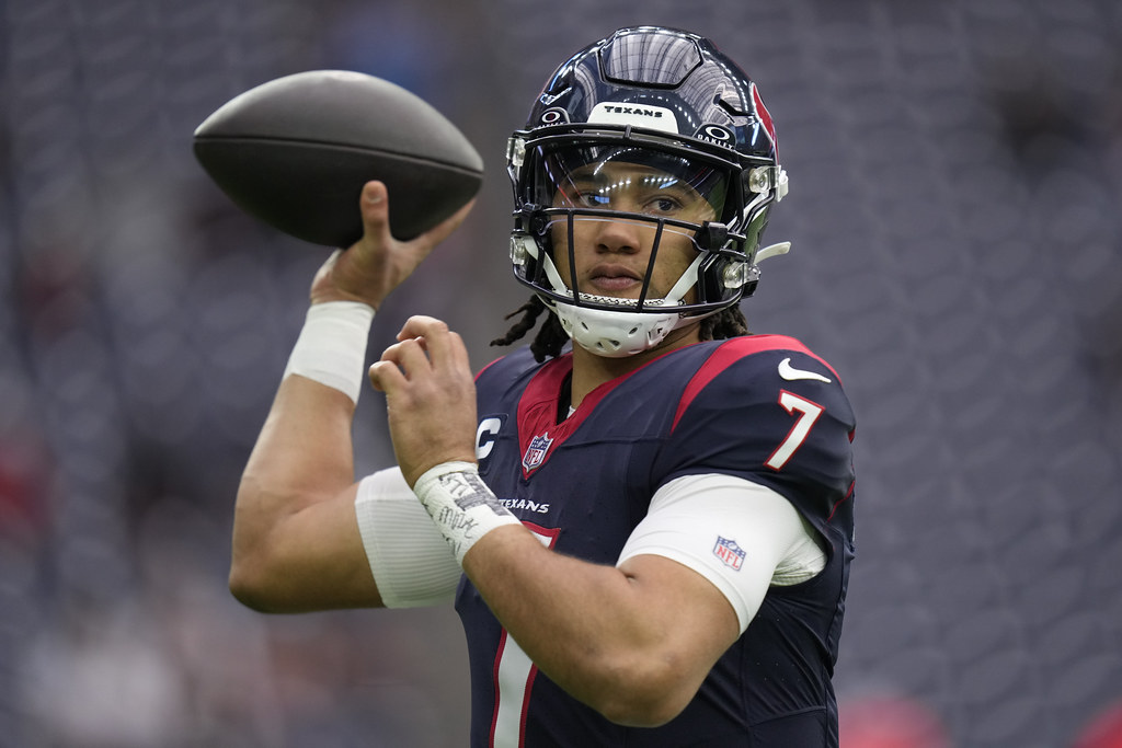 Stroud新秀賽季4000碼傳球史上第5位　率德州人繼2019年後再闖季後賽