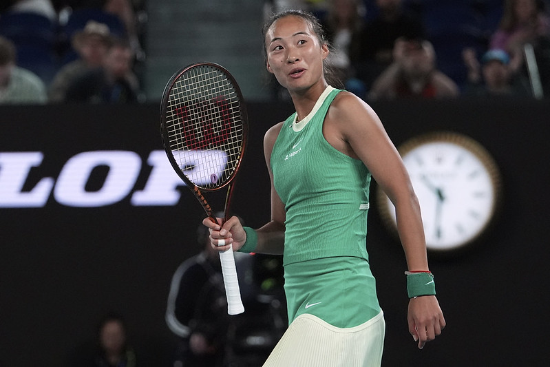 澳網》59分鐘速勝　鄭欽文連2大滿貫晉8強