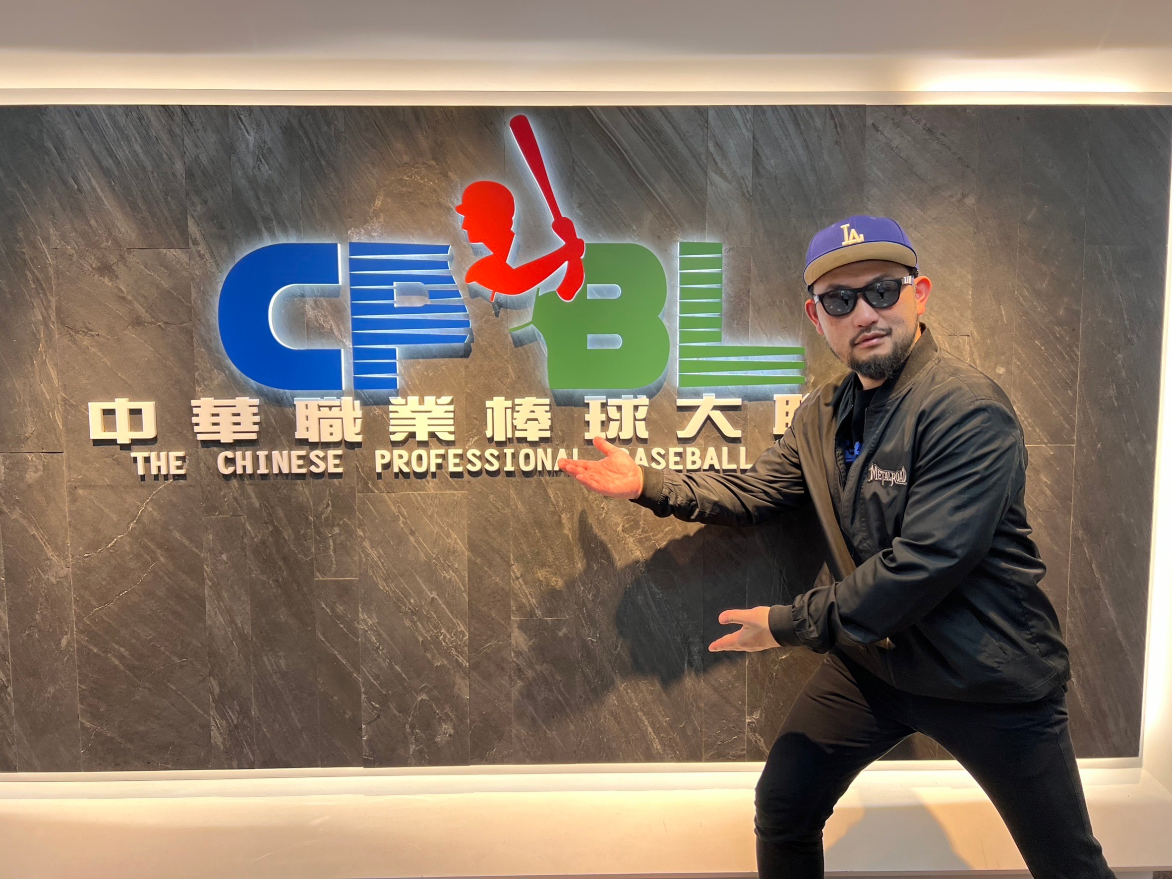 棒球節目主持人阿強。記者黃泓哲攝影