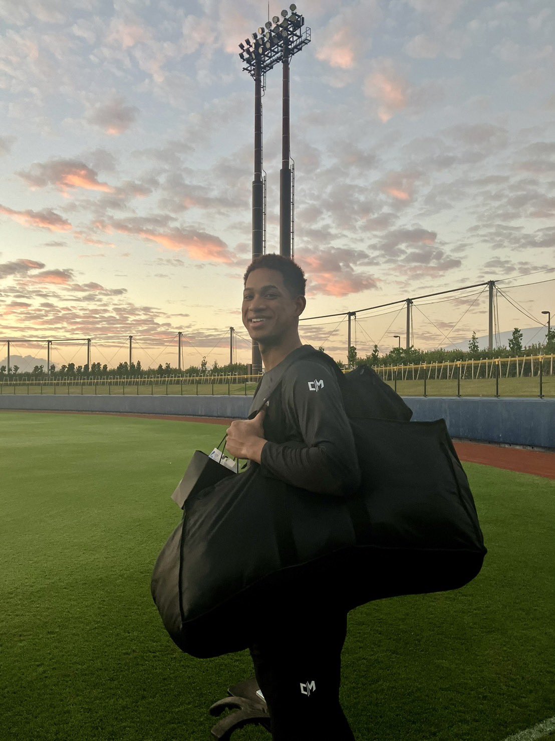 日職》影/火腿万波中正不只打擊有新兵器　還自帶300個秘密武器說「懂的就懂」