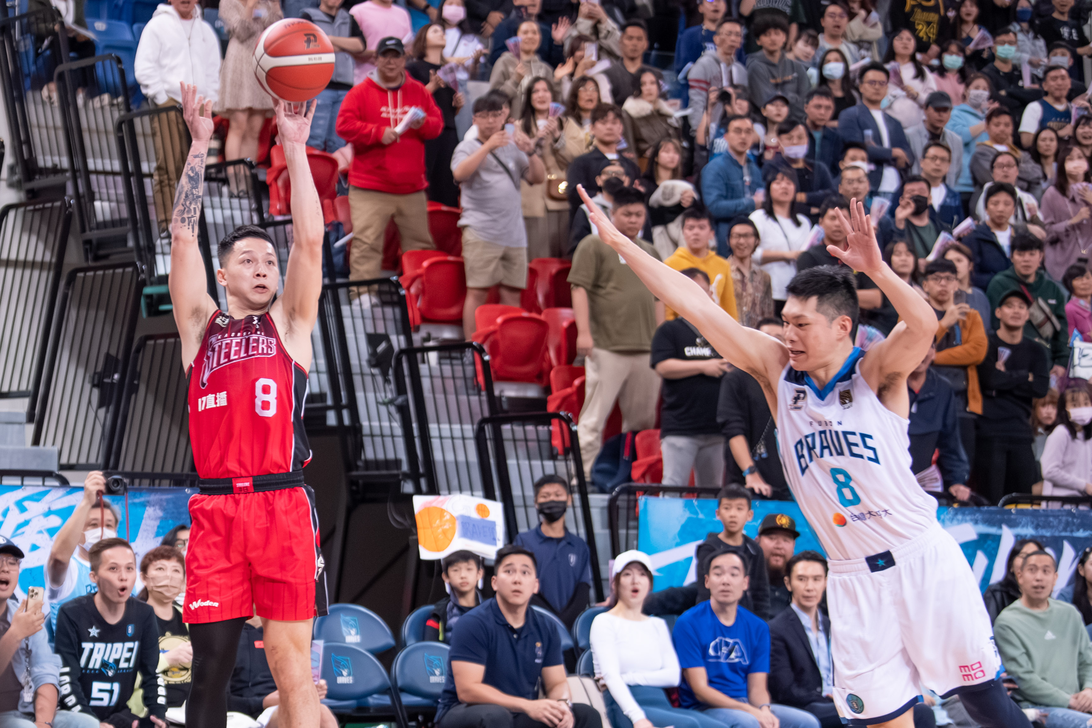 PLG》王律翔彈框三分球　邱大宗：是我撥進的