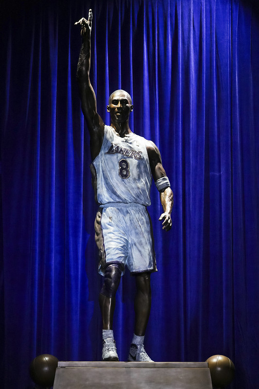 NBA》Kobe銅像揭幕加持無用　湖人被金塊中斷3連勝