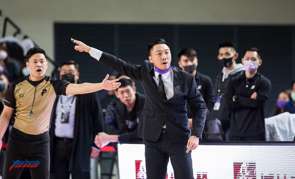 PLG》攻城獅總教練林冠綸突然被換掉　高國豪：震驚