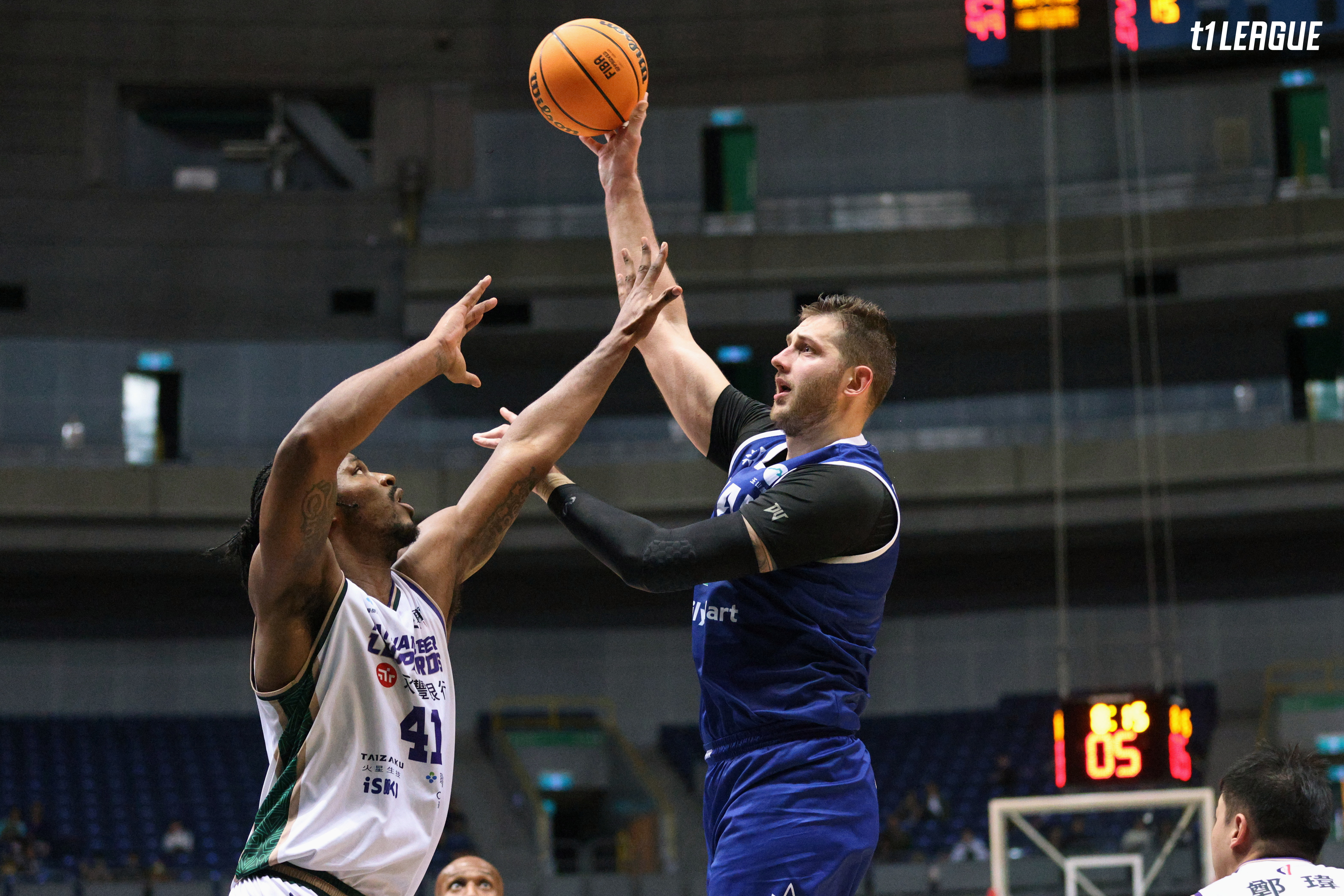 T1》庫薩斯倒數0.7秒絕殺108比107克雲豹　海神6連勝登頂