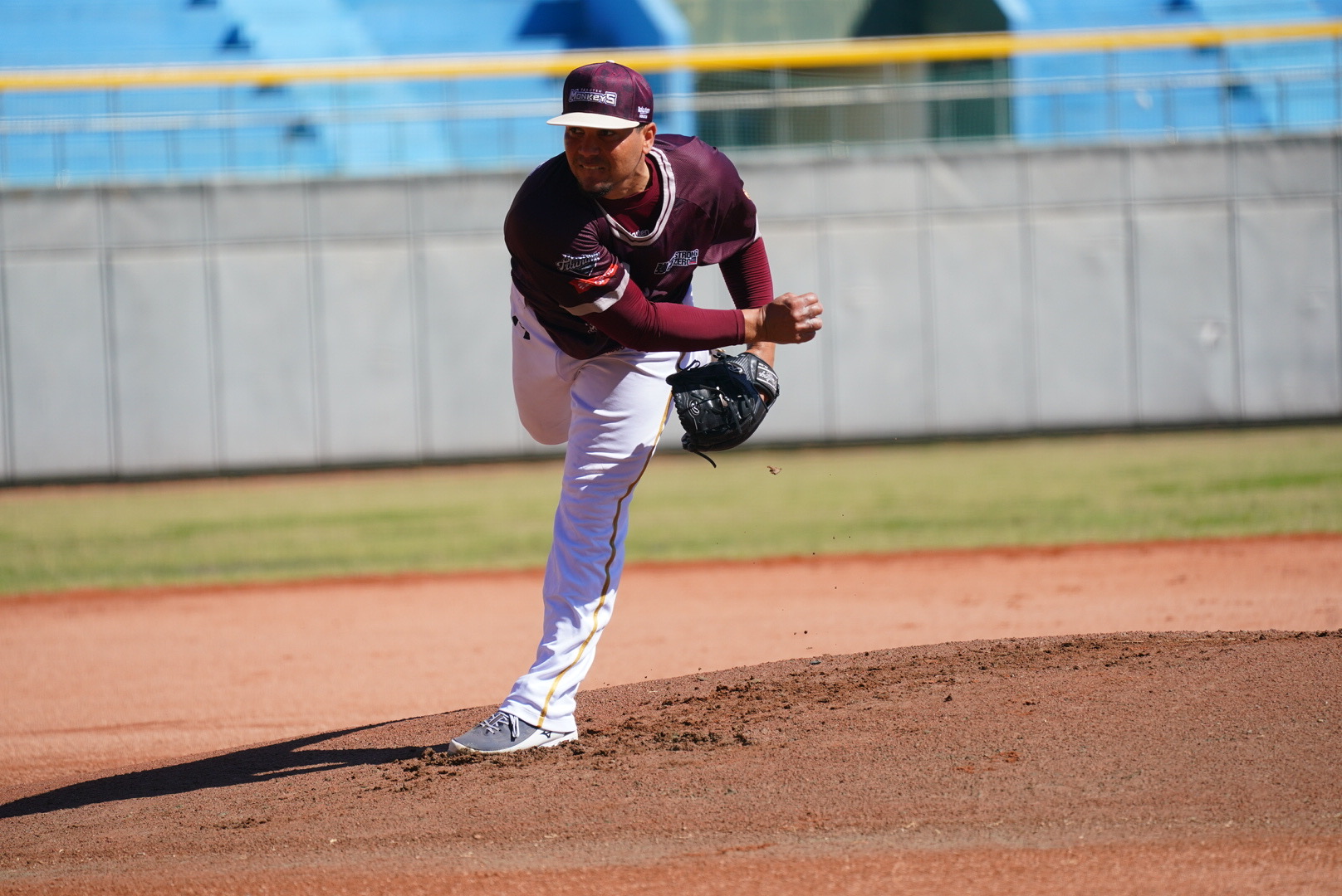 樂天移訓》軟銀戰桃猿用洋砲　樂天洋投威能帝出馬投歐力士