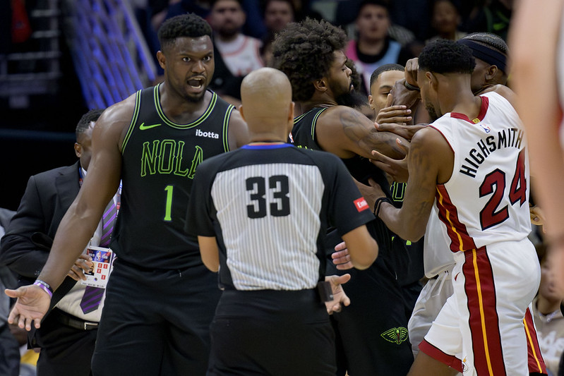 NBA》熱火、鵜鶘鎖喉衝突4人被趕出場　Butler：下次還會贏他們