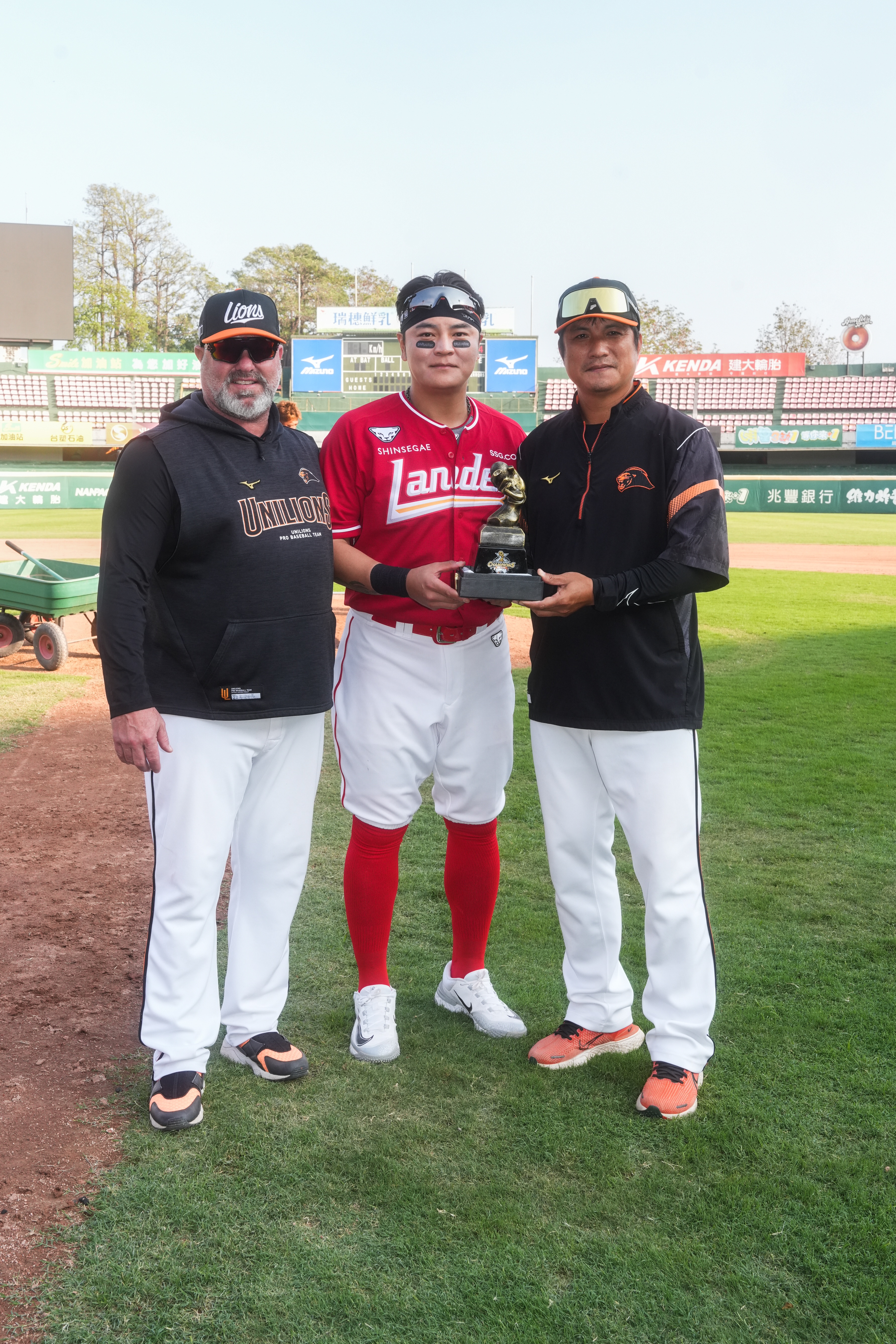 SSG春訓》相隔很久再來台灣　秋信守：台灣天氣非常宜人適合打球