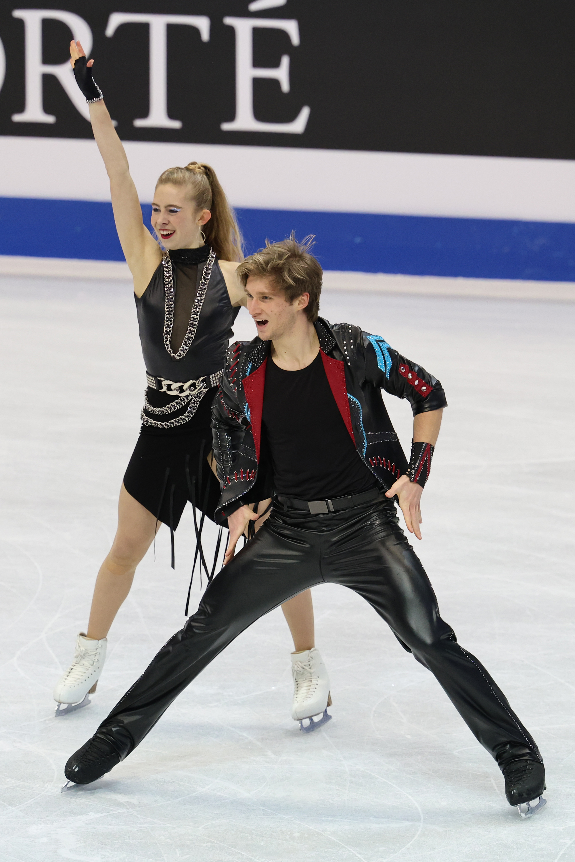 花滑》Neset／Markelov短曲領先　遺憾奶茶沒點到珍珠