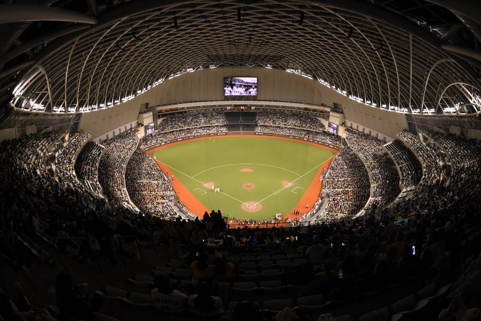 巨人》「巨人番記者」們對台灣棒球印象停在郭泰源、呂明賜時代　細膩點評大巨蛋可進步之處