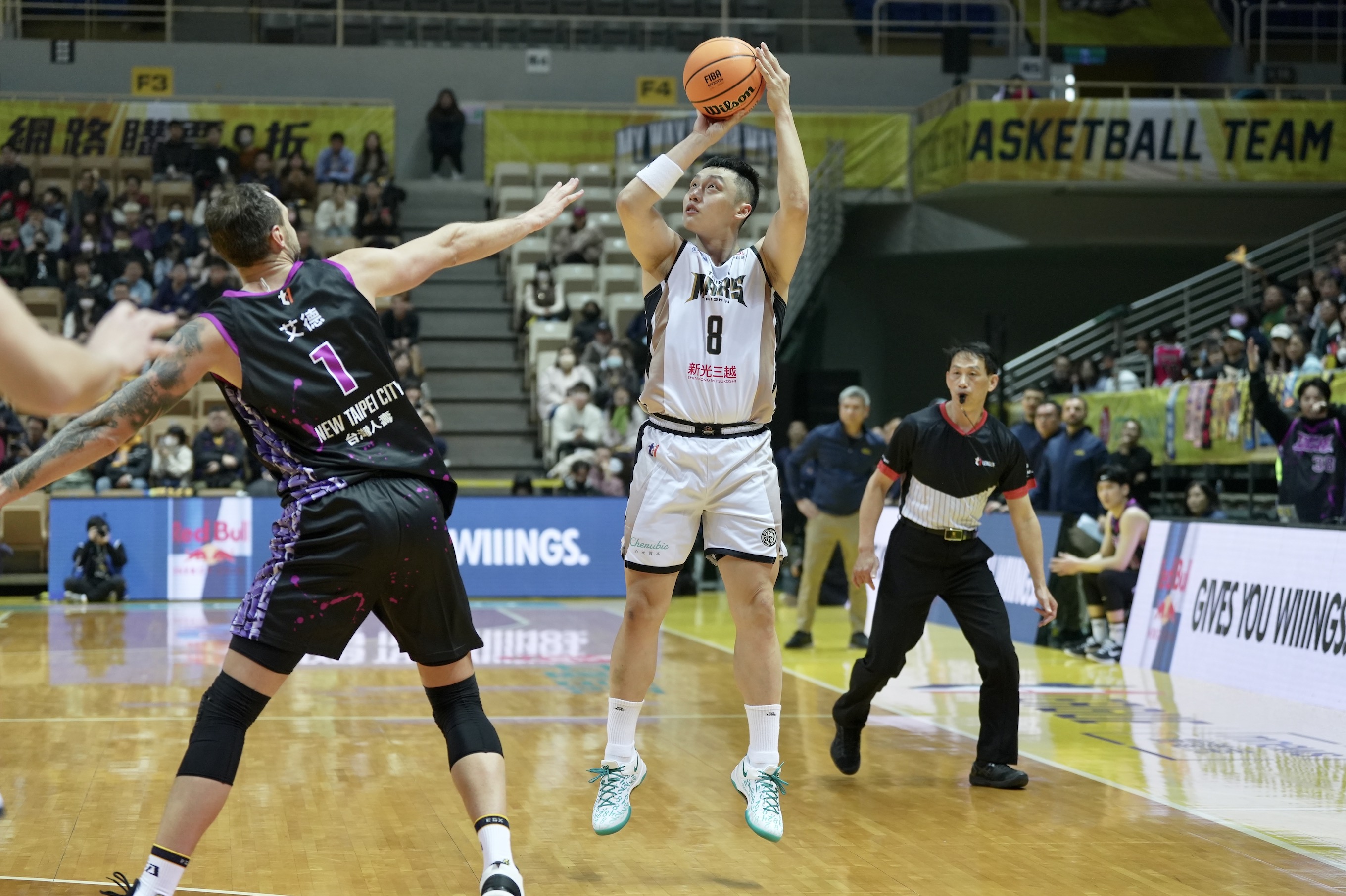 T1》陳文宏連兩場5顆三分球　林秉聖：學長比較謙虛，前面都沒有投