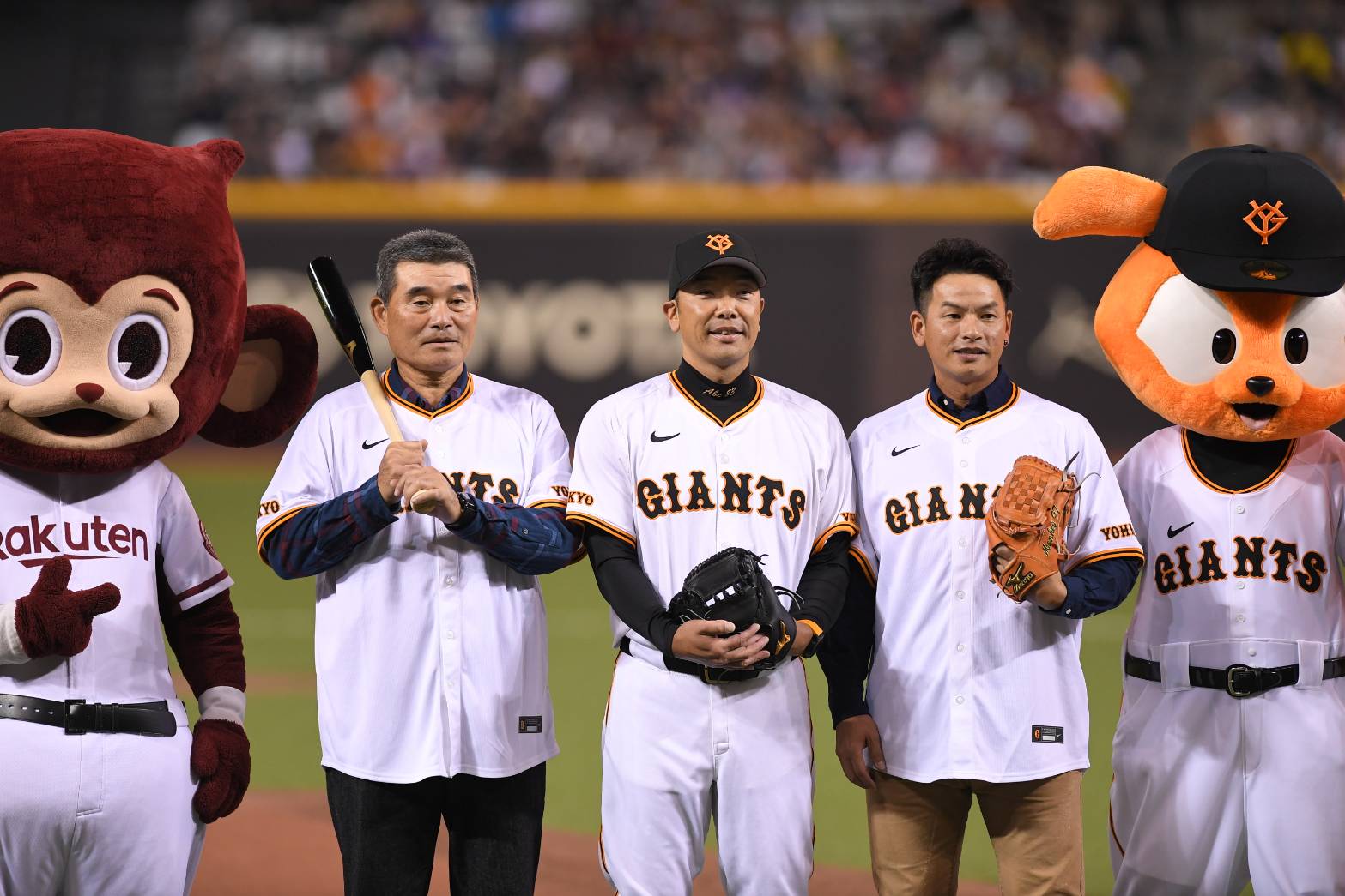 巨人90》姜建銘開球與阿部投捕搭檔重現！ 「亞洲巨砲」呂明賜強棒出擊！