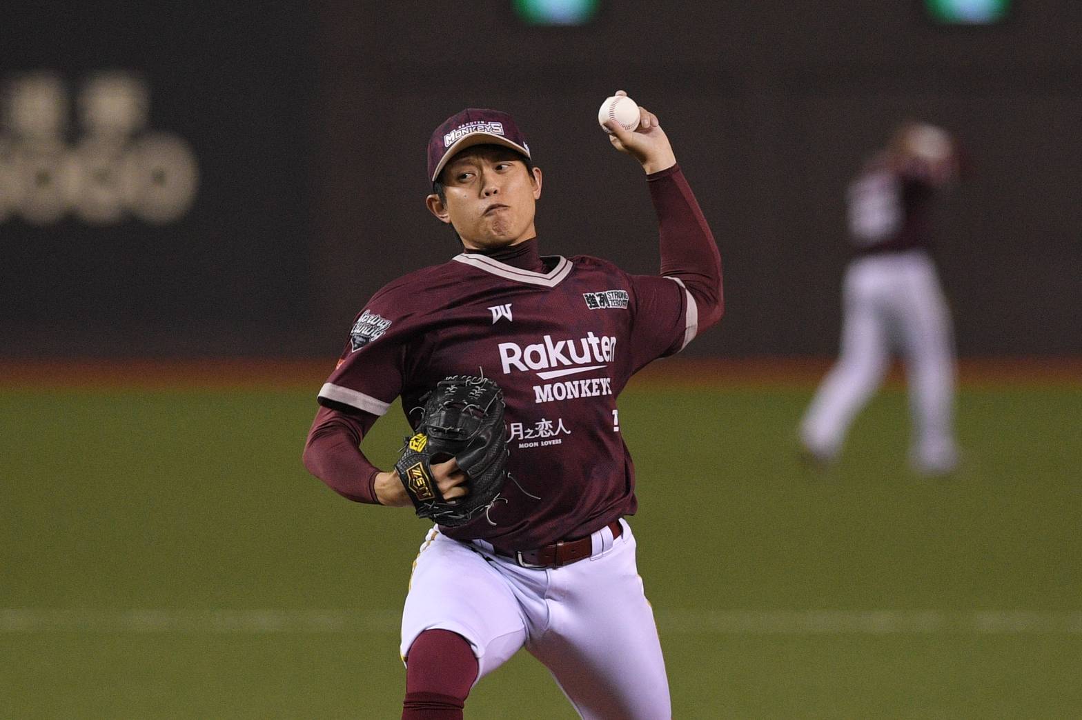 巨人90》威能帝、陳冠宇聯手封鎖巨人！5下才敲出第1安