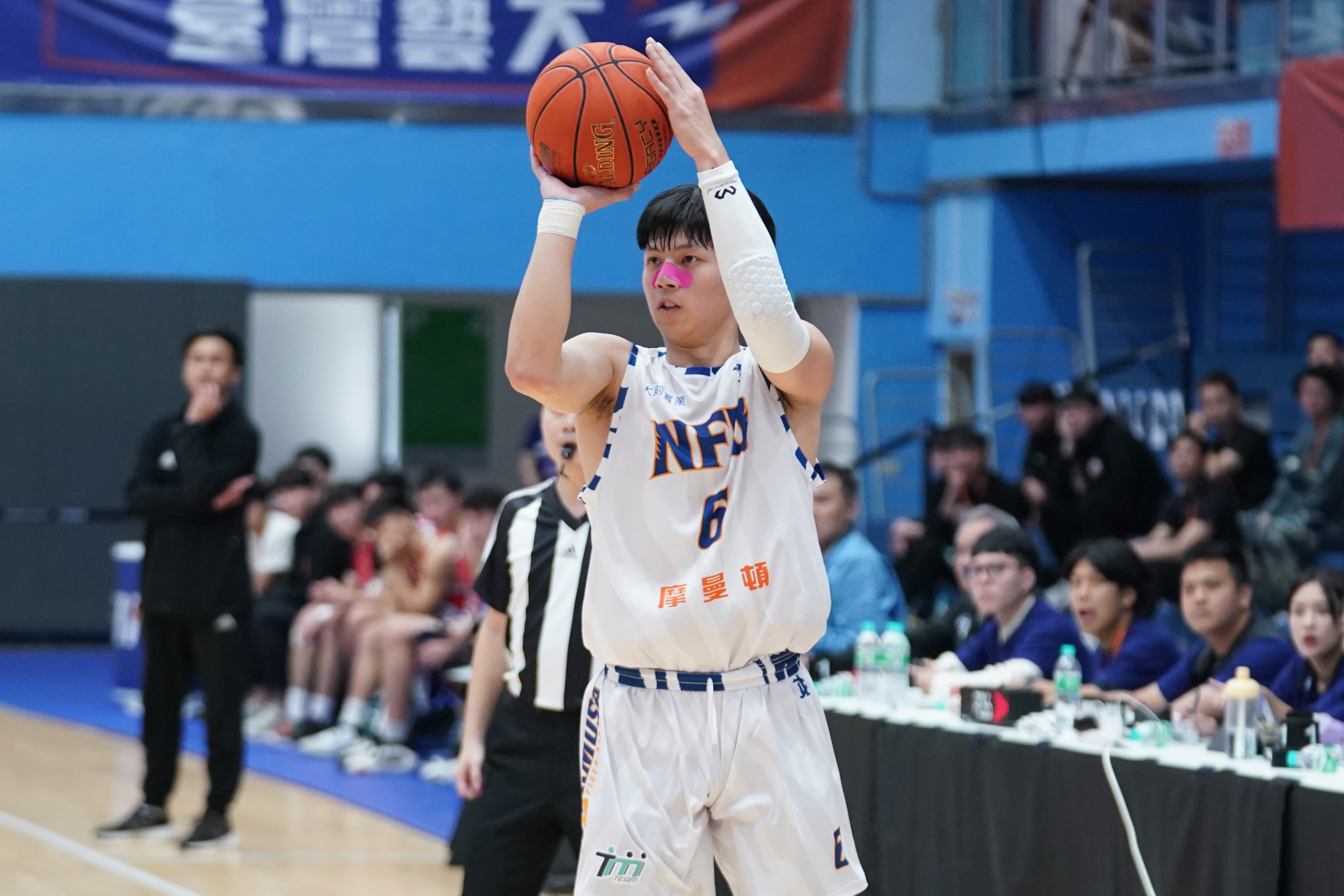 UBA》中場被教練罵醒　虎科王鈞聖5外線率隊殺入小巨蛋